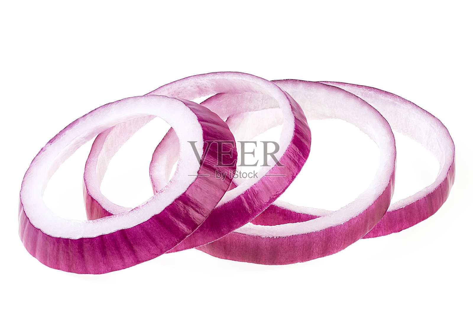 切好的红洋葱圈,孤立在白色背景上照片摄影图片
