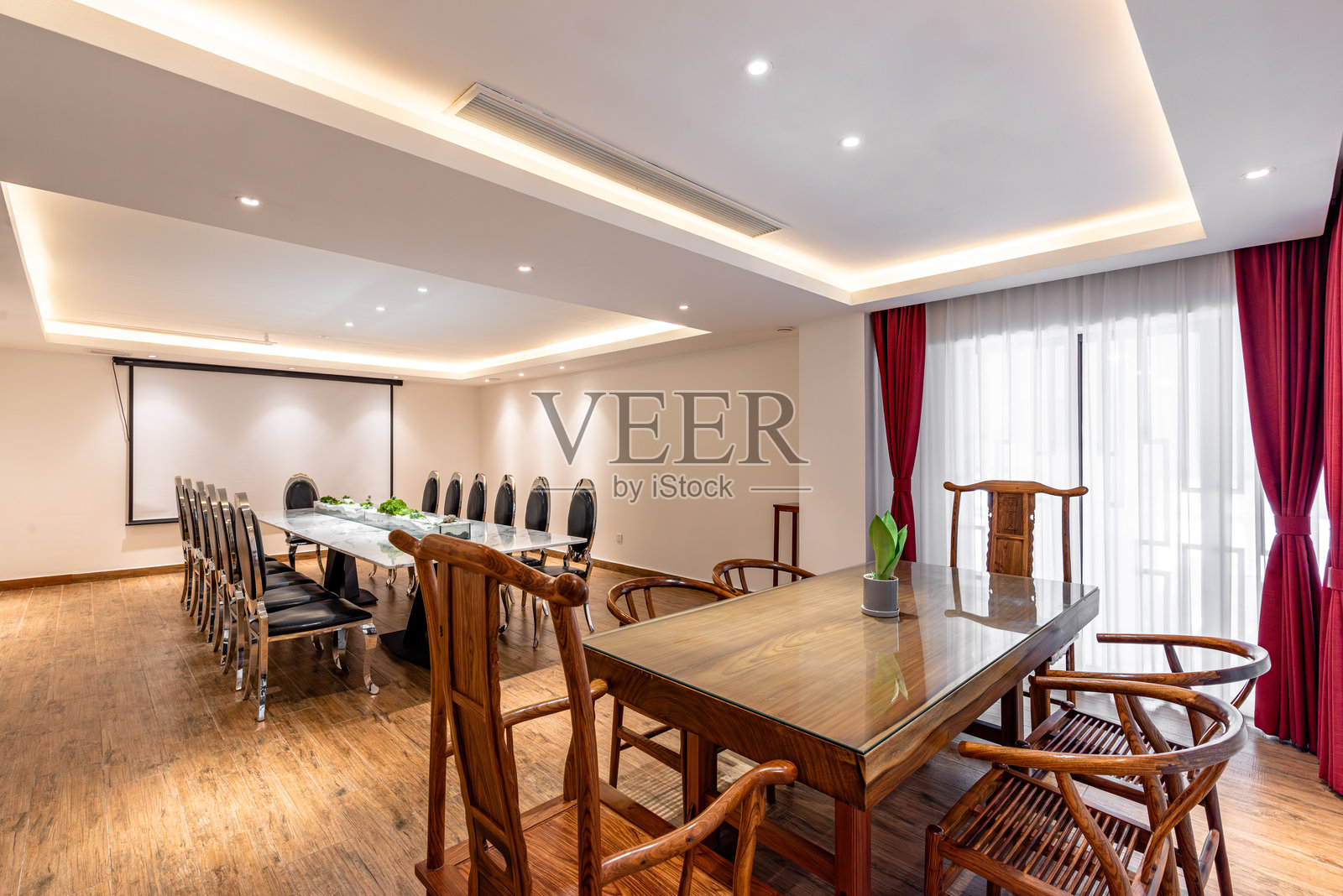 明亮的餐厅照片摄影图片