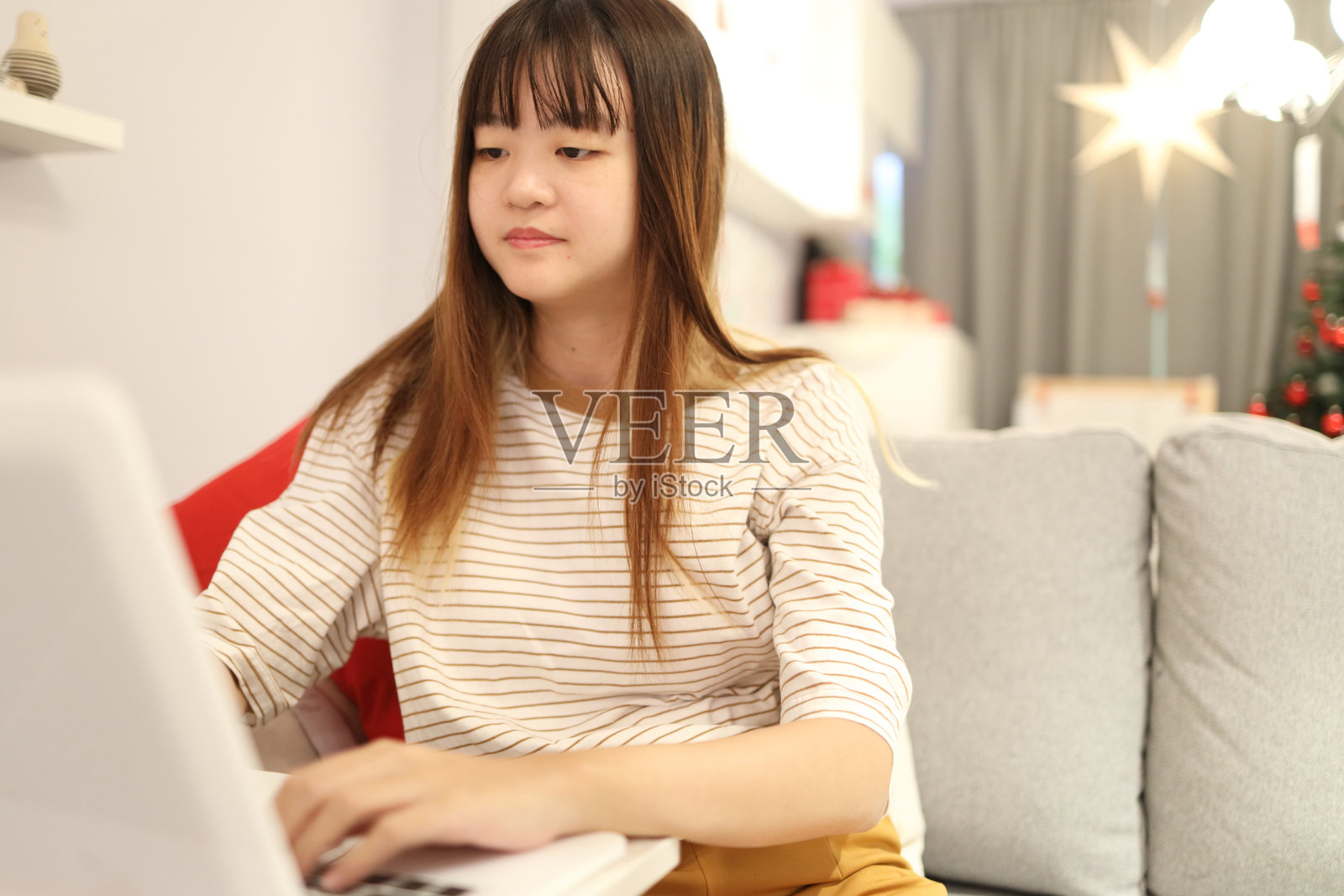 在家工作照片摄影图片