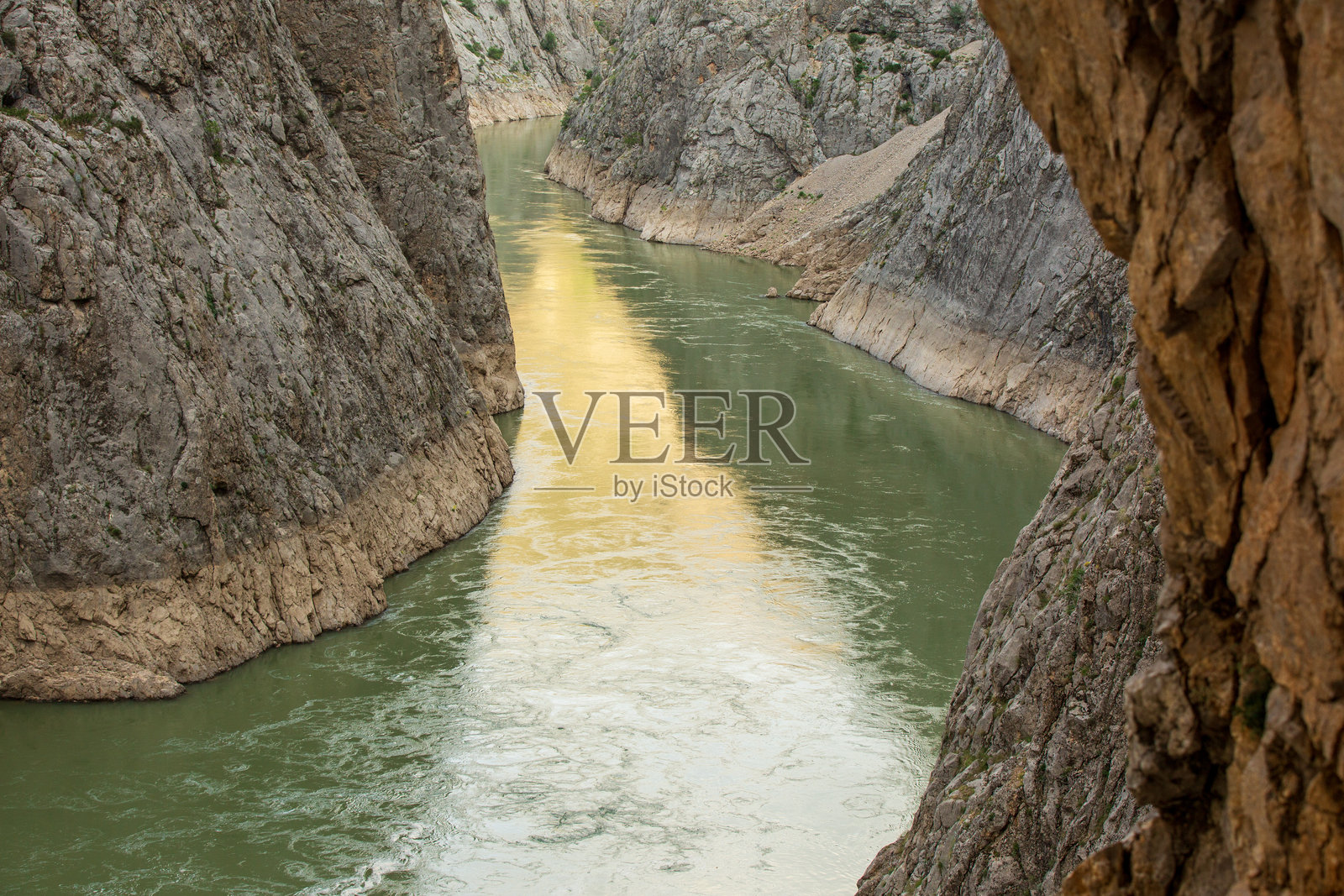 黑暗峡谷照片摄影图片