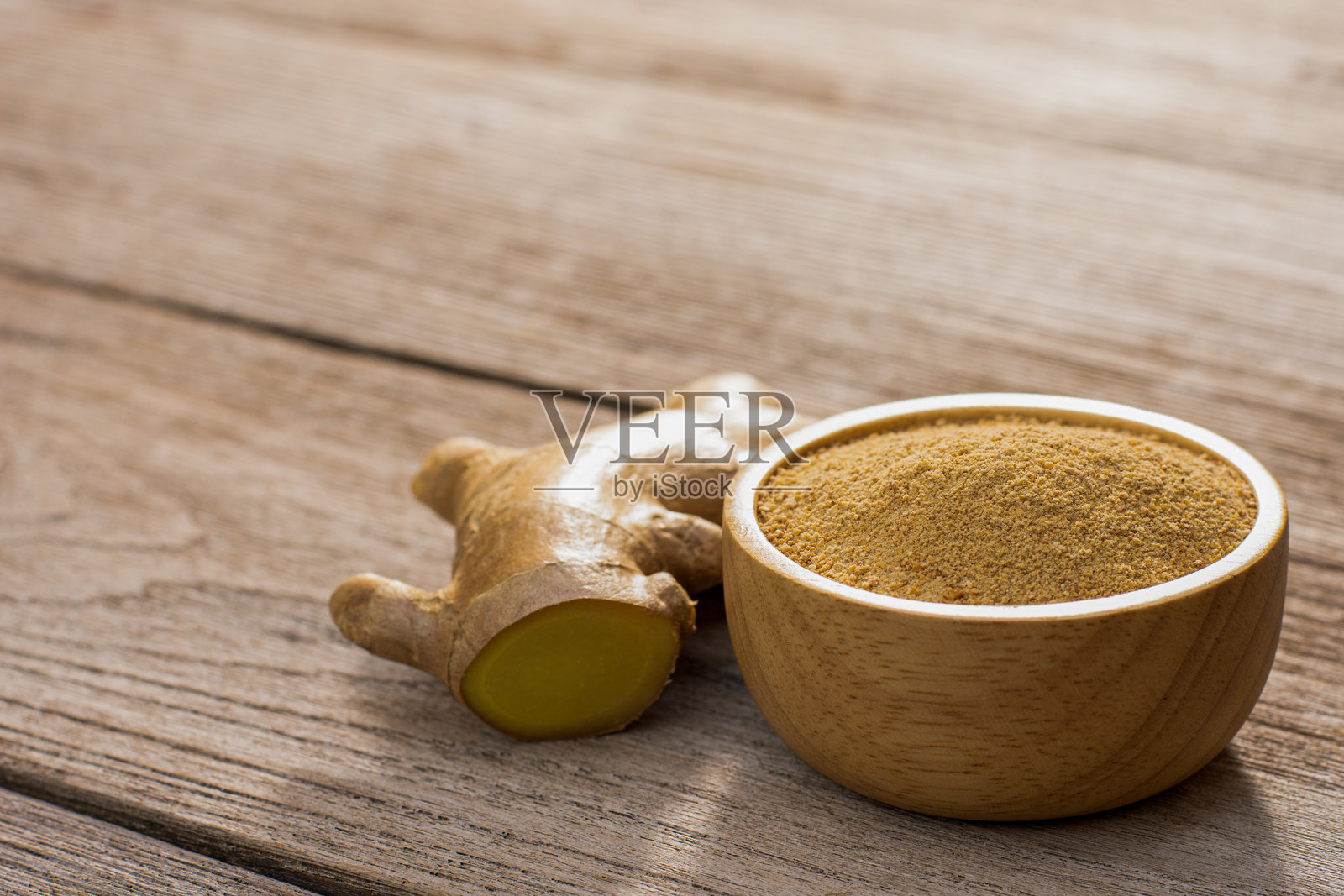 姜根和姜粉照片摄影图片