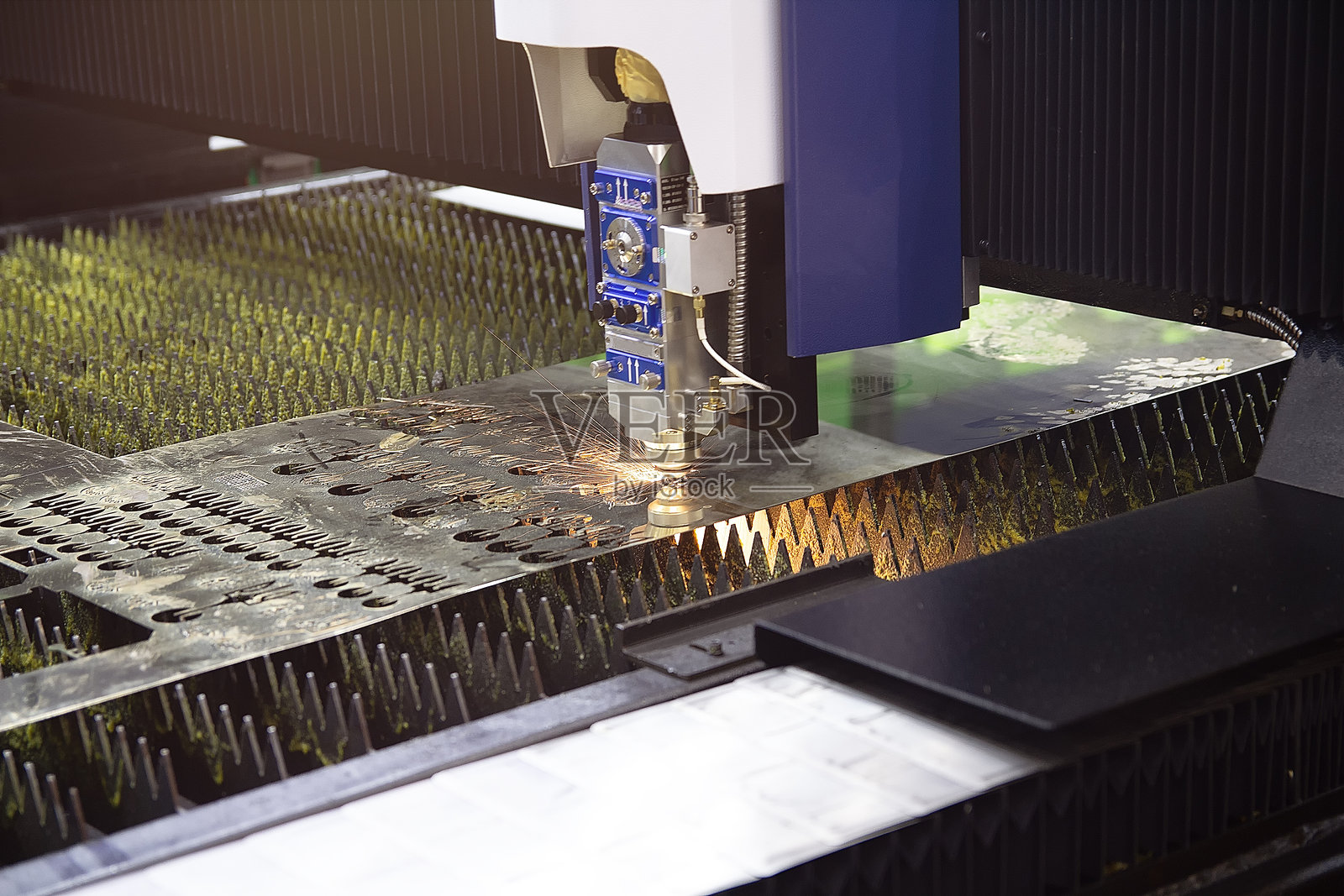 金属切割用数控激光机械照片摄影图片