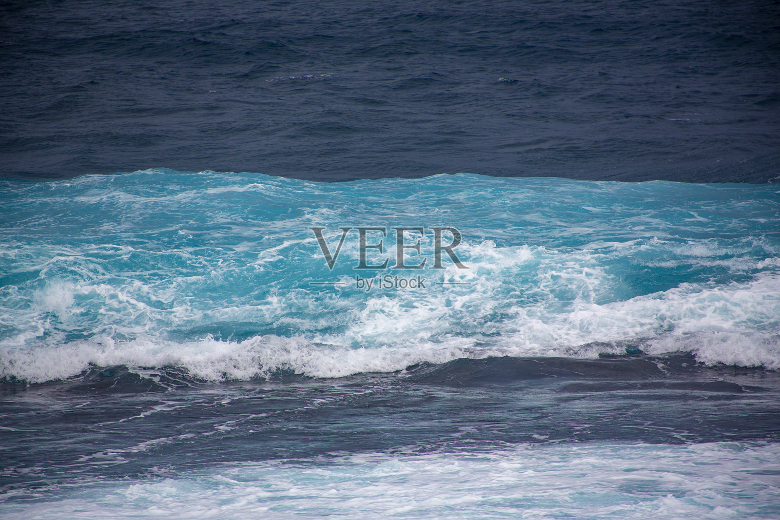 奄美大岛的动态冬季海景照片摄影图片