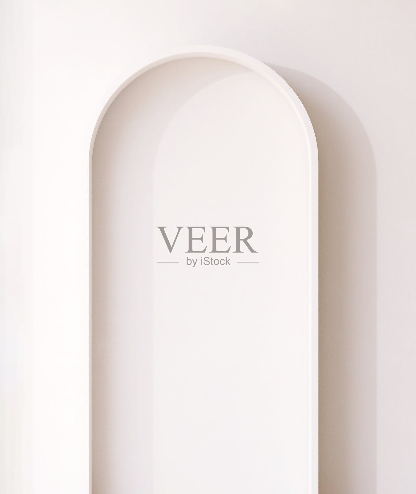 在阳光和阴影中镂空的白色墙壁和浮雕拱门照片摄影图片