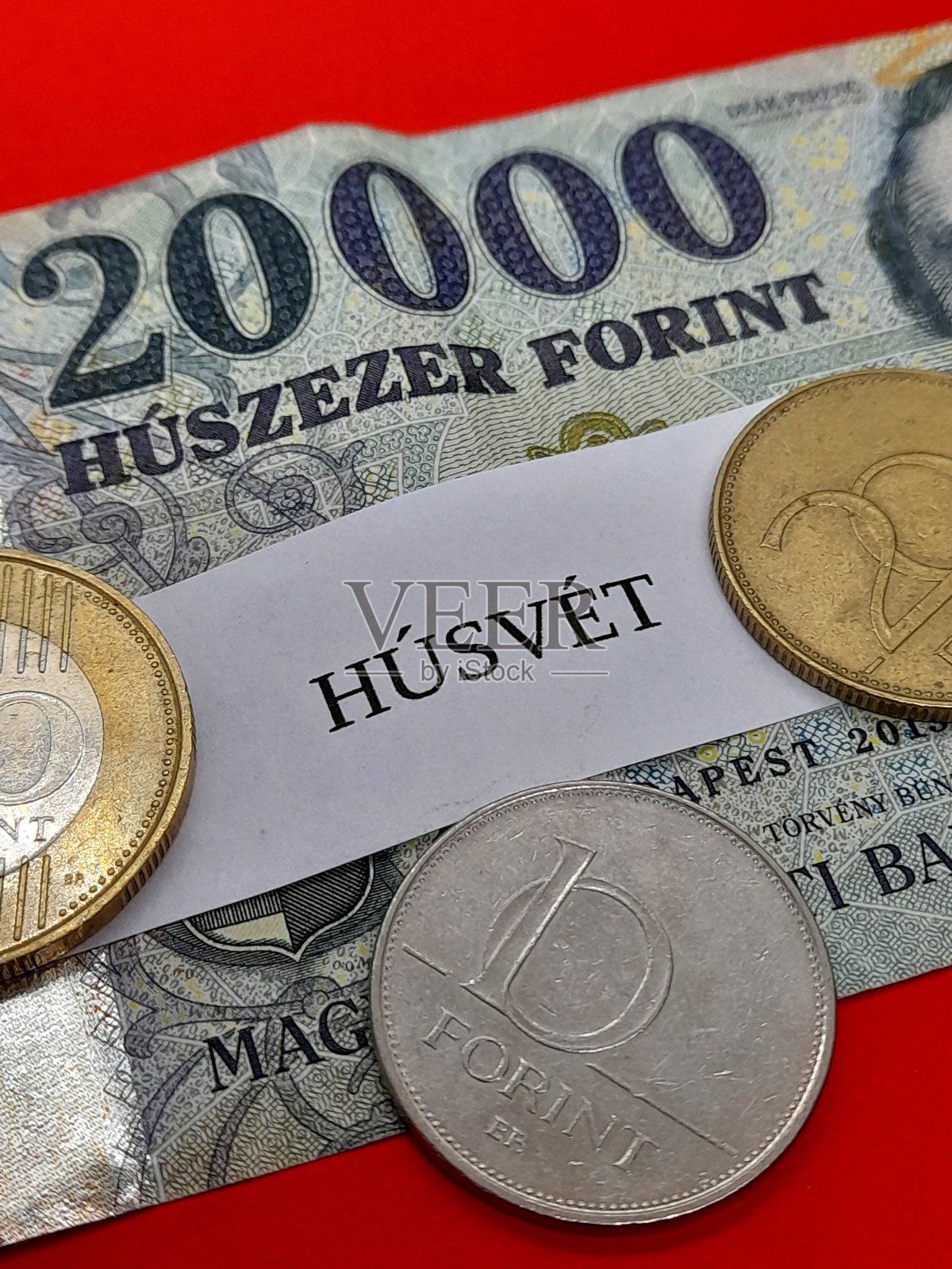 复活节的字幕或文本与福林。照片摄影图片