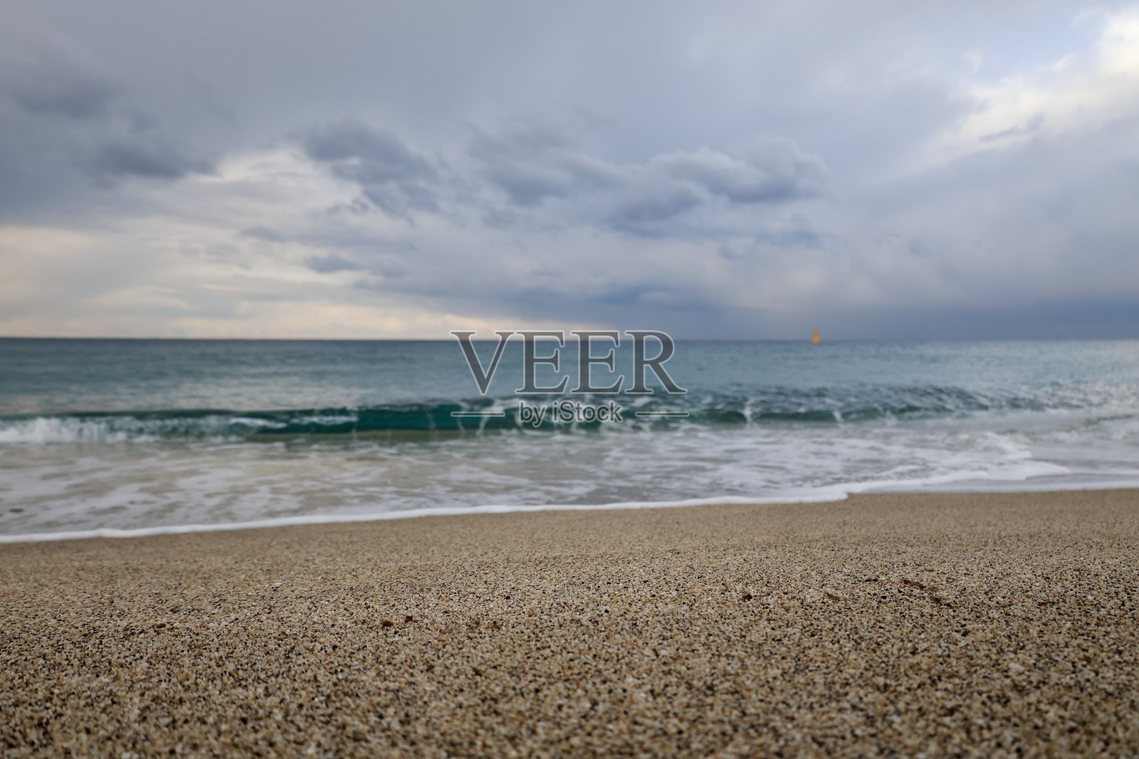 沙滩海岸线照片摄影图片