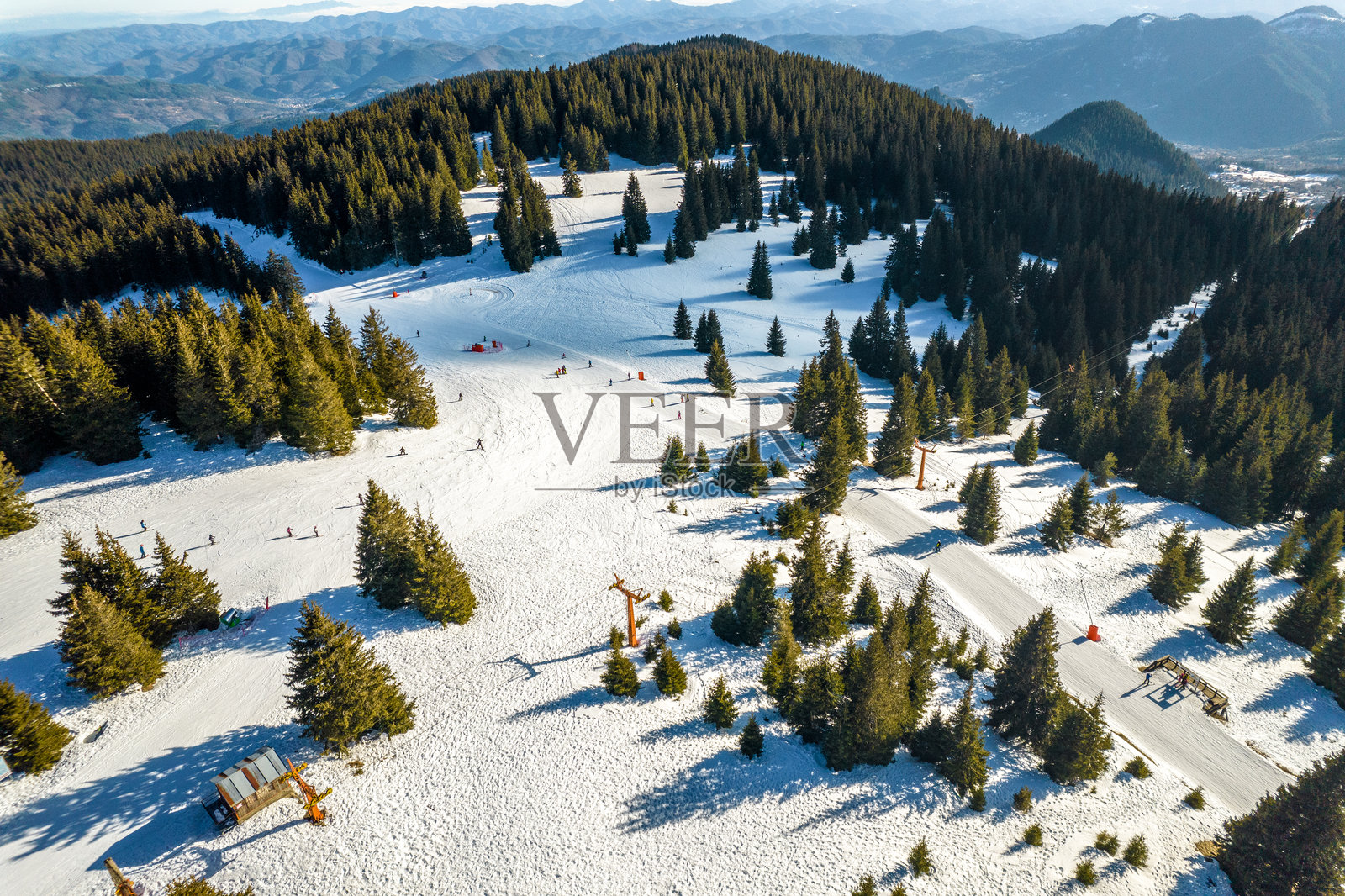 滑雪山全景照片摄影图片
