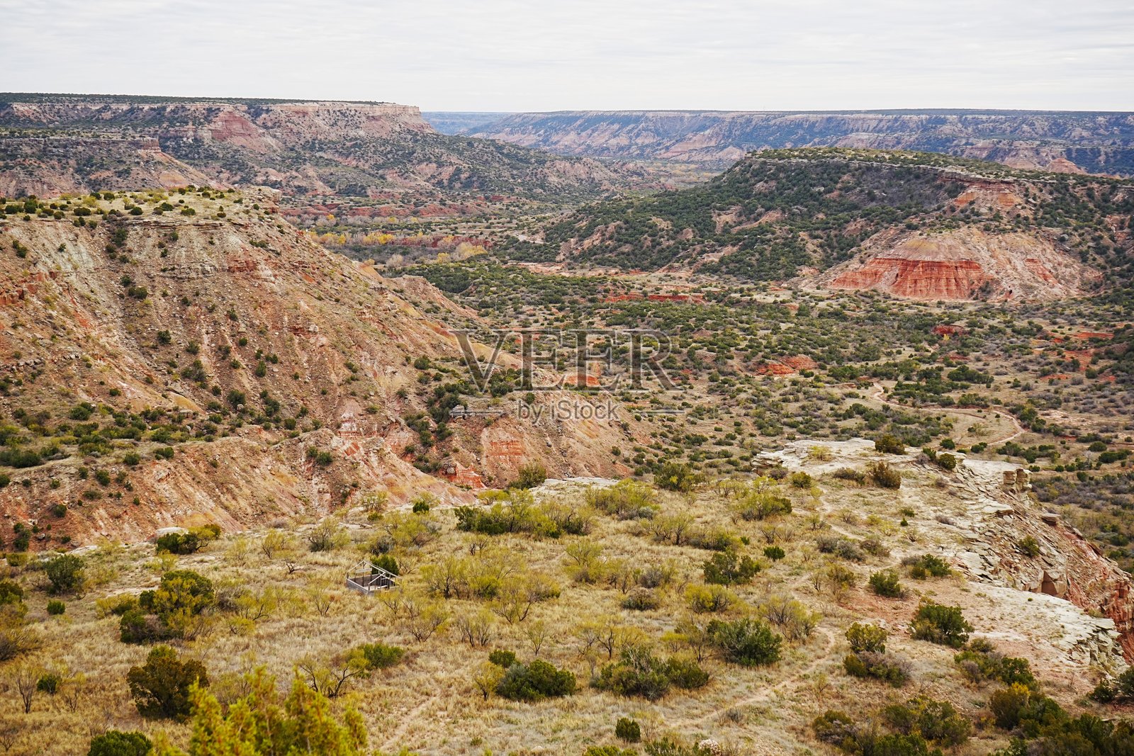 德克萨斯州帕洛杜罗峡谷州立公园是一个适合全家探索的美妙峡谷,靠近德克萨斯州的阿马里洛。照片摄影图片
