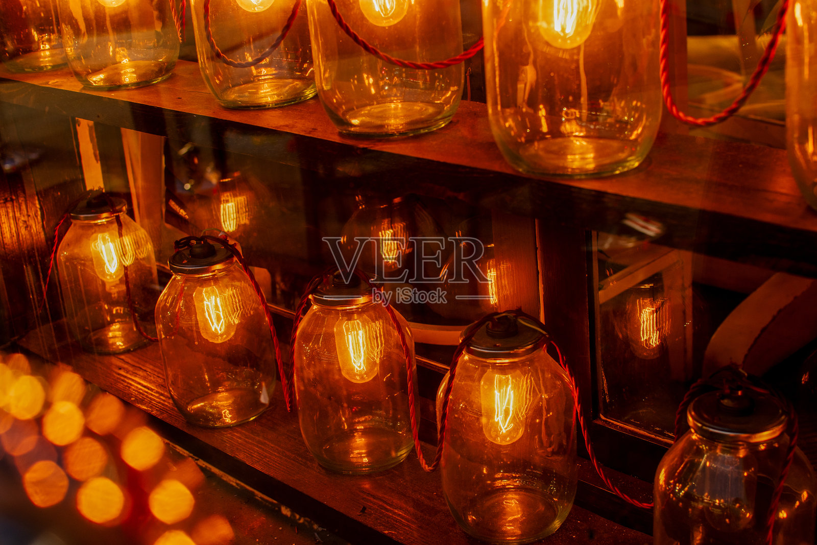 温馨的暖光照片摄影图片