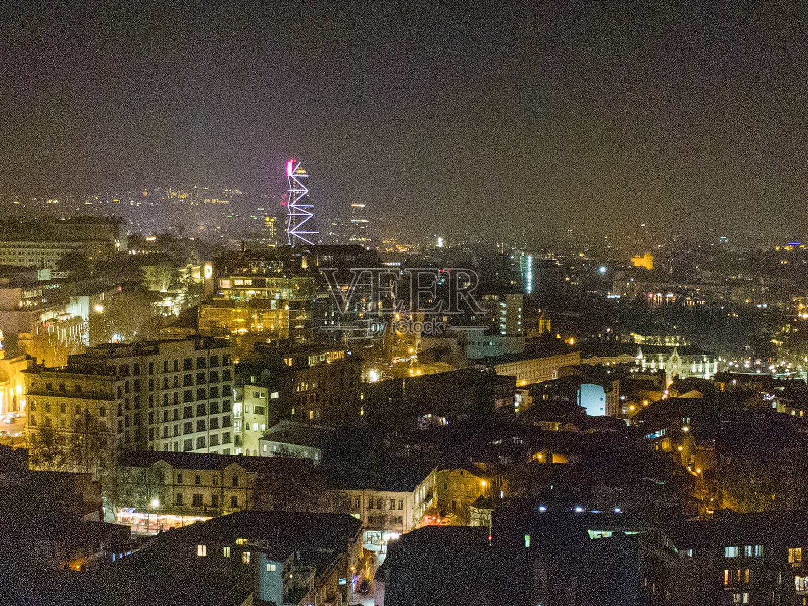 第比利斯老城和政府行政大楼照片摄影图片