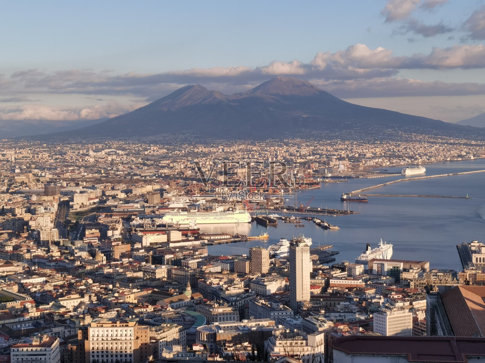 意大利那不勒斯的鸟瞰图照片摄影图片