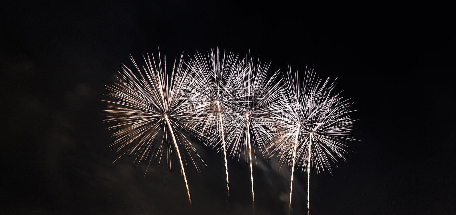 银色绽放照片摄影图片