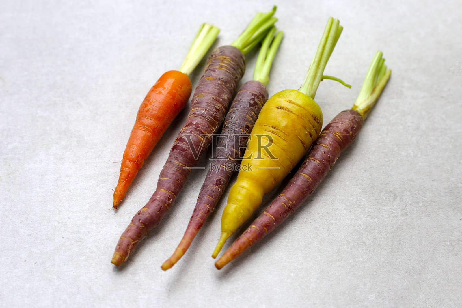 新鲜的胡萝卜,成熟的胡萝卜照片摄影图片