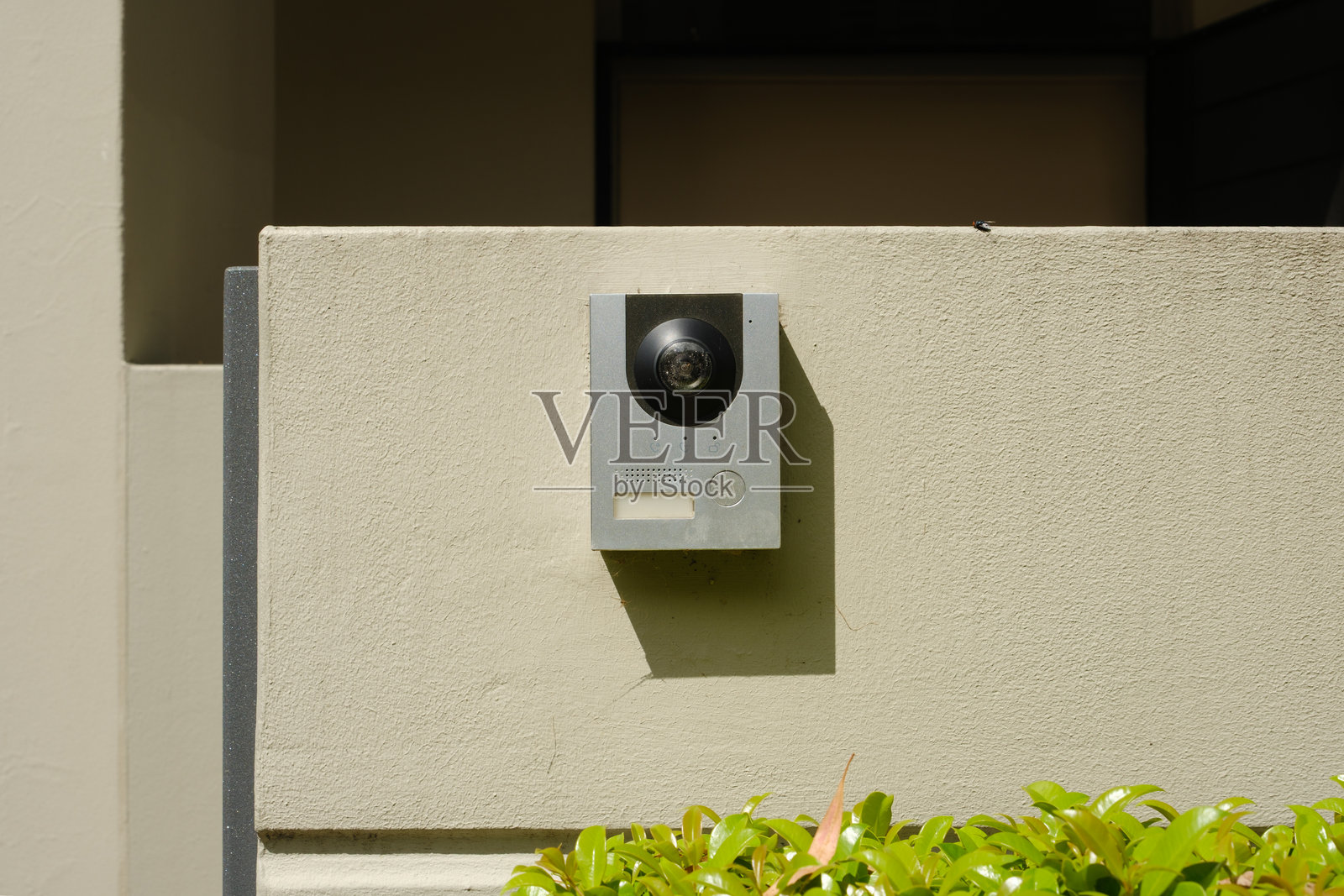 旧金属带摄像头的门禁对讲机照片摄影图片