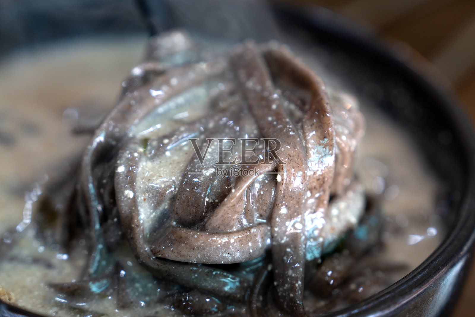 紫苏面 _ 刀削面照片摄影图片