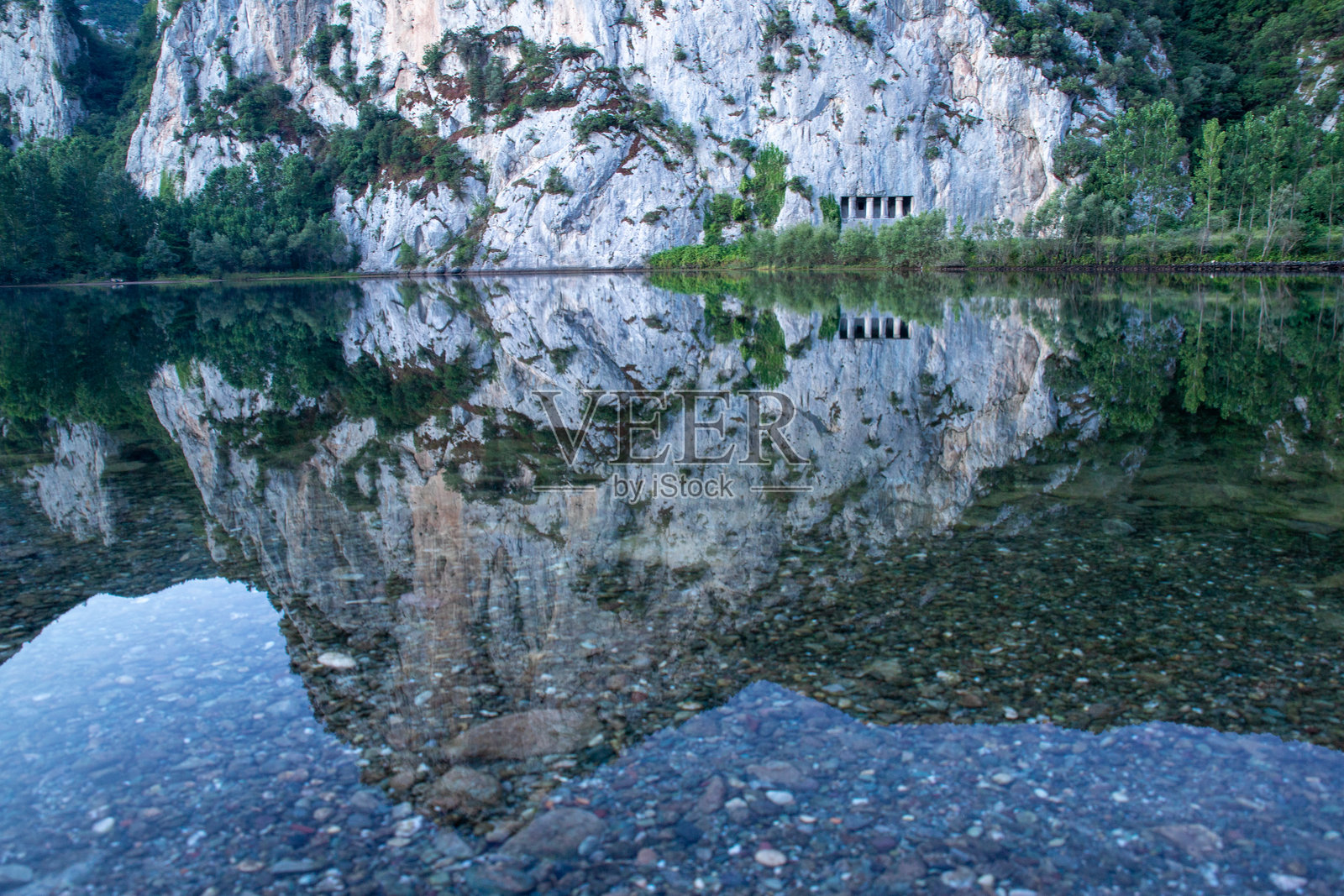 岩石墓,阿萨尔卡莱照片摄影图片