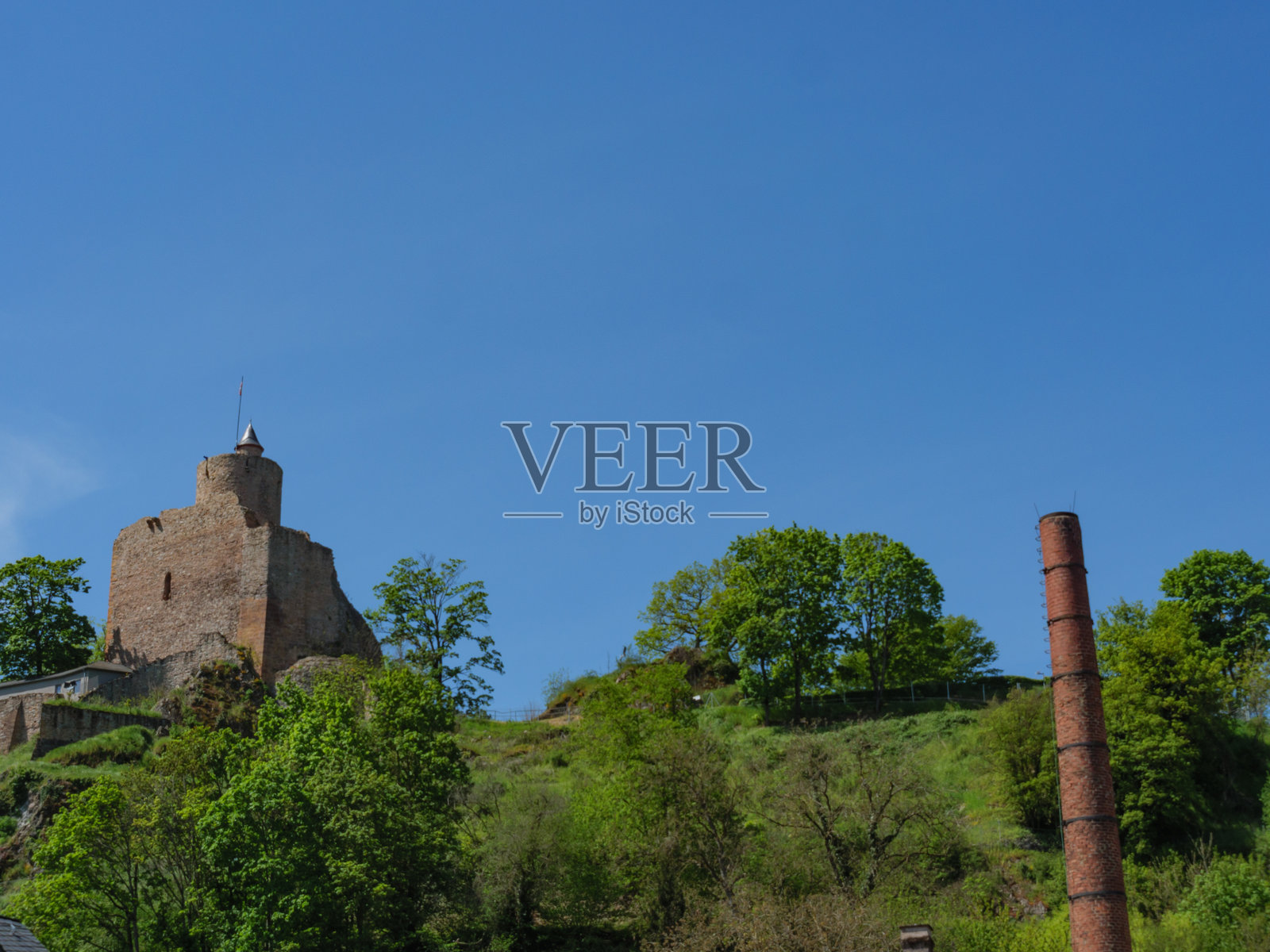 德国萨尔河畔的小镇萨尔堡照片摄影图片