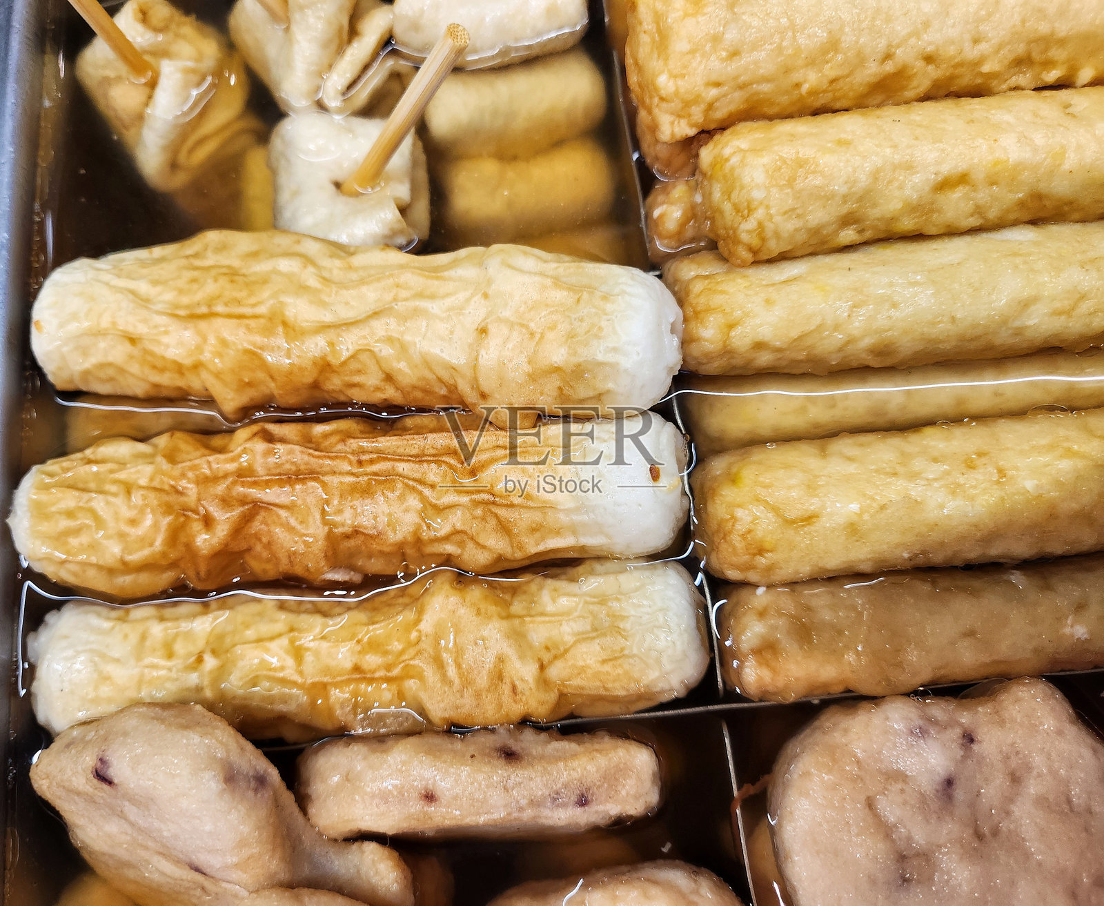 关东煮和汤,日本街头美食照片摄影图片