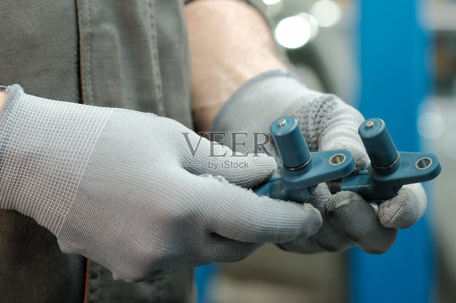 汽车零件。全新速度传感器。照片摄影图片