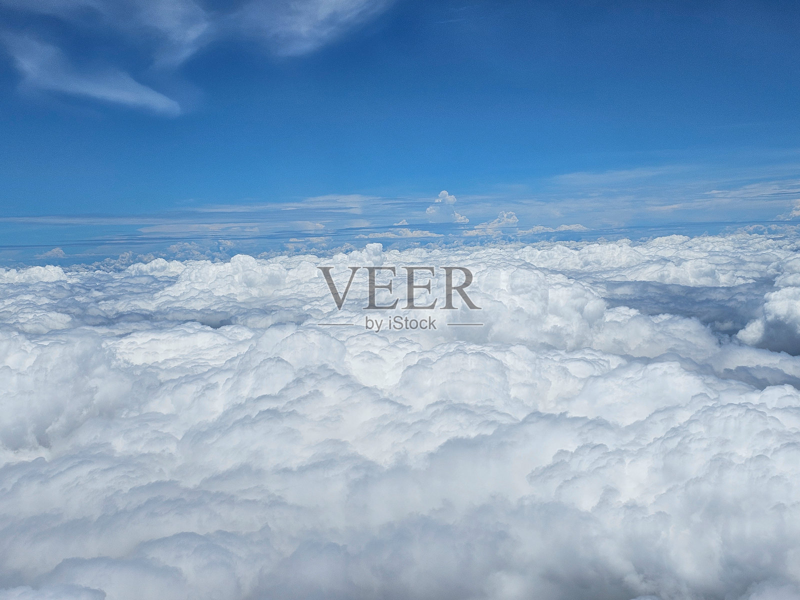 从飞机窗户看到的天空照片摄影图片