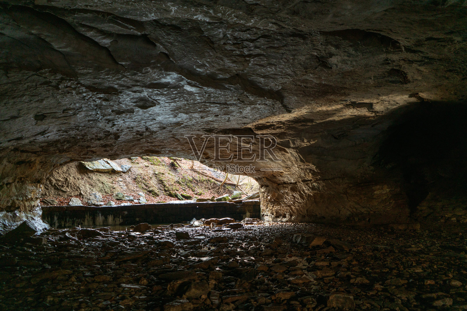 密苏里州岩桥纪念州立公园的魔鬼冰箱照片摄影图片