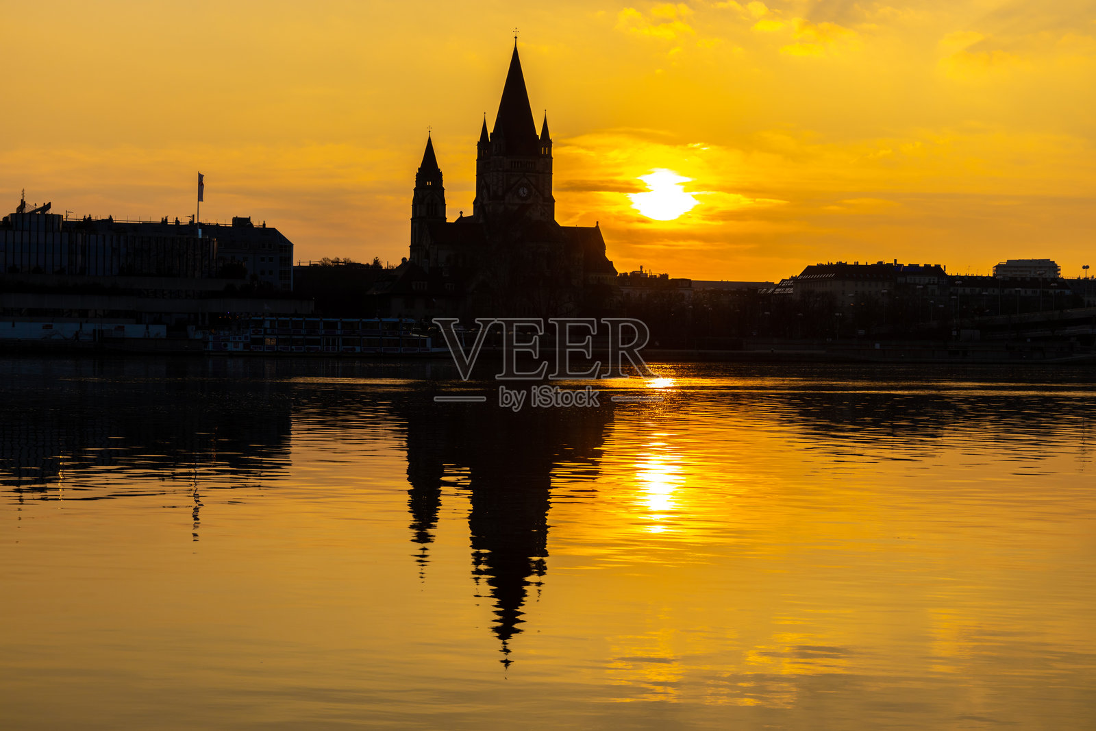 维也纳的圣方济各教堂,天主教大教堂照片摄影图片