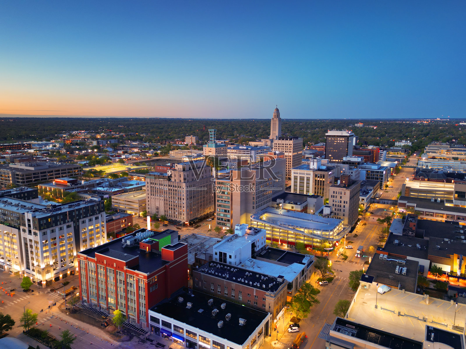 美国内布拉斯加州林肯市中心城市天际线照片摄影图片