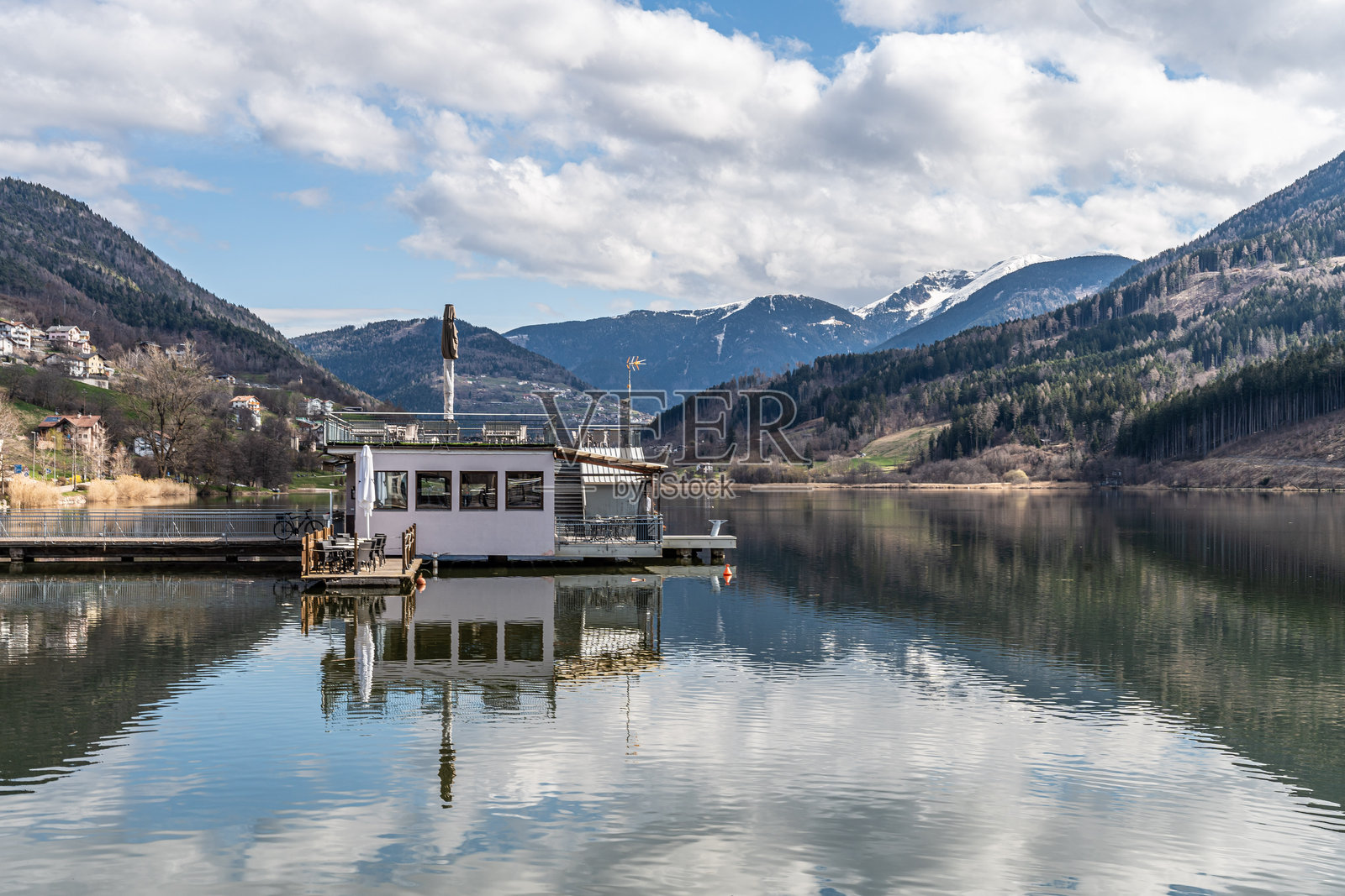 塞拉亚湖,特伦蒂诺照片摄影图片