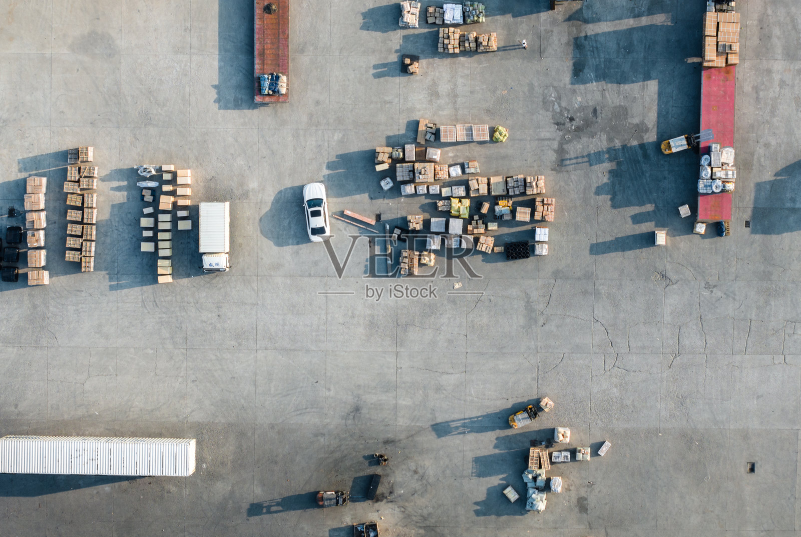 物流和配送中心的鸟瞰图照片摄影图片
