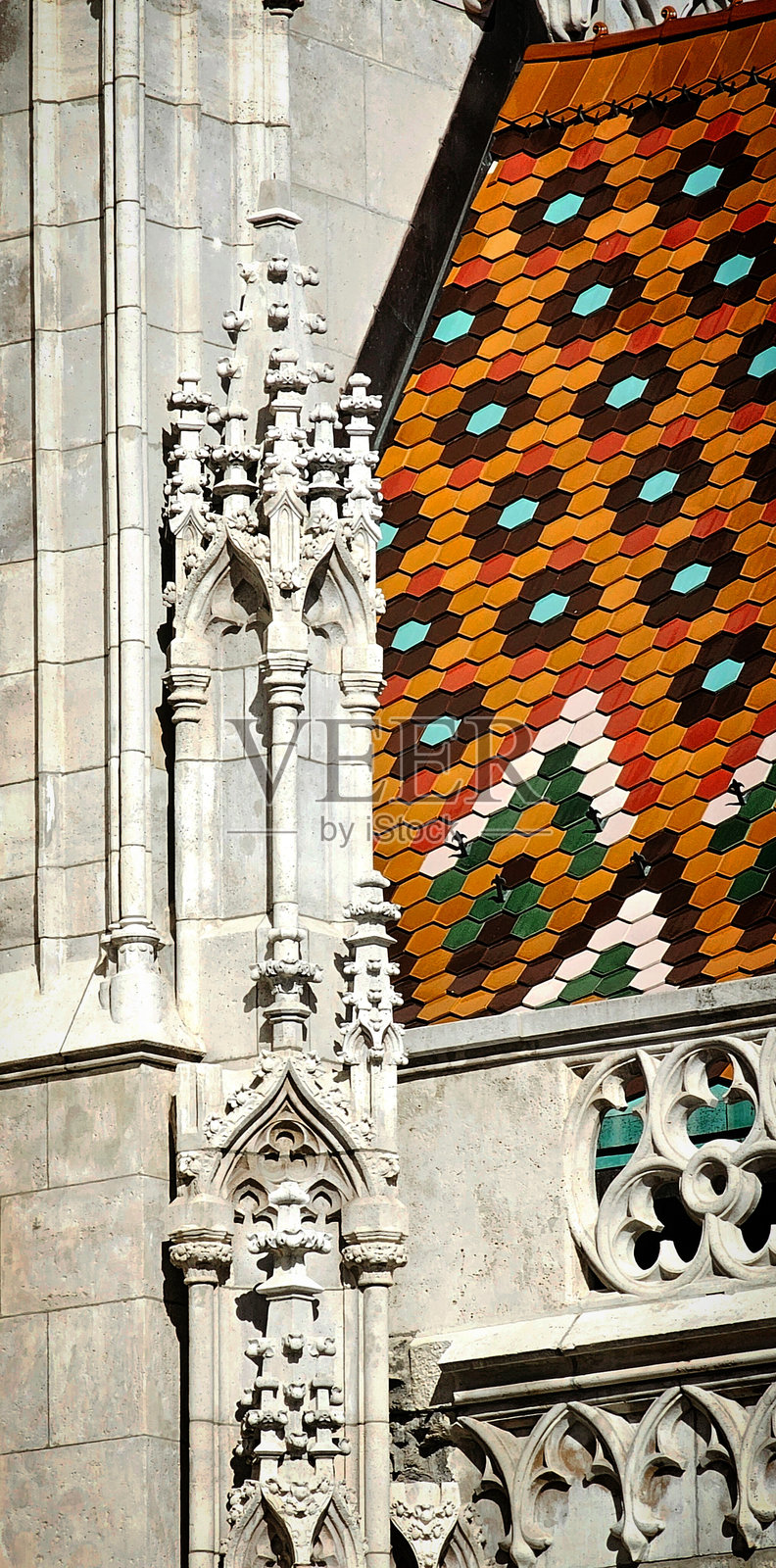 布达佩斯渔人堡的哥特式马提亚斯教堂照片摄影图片