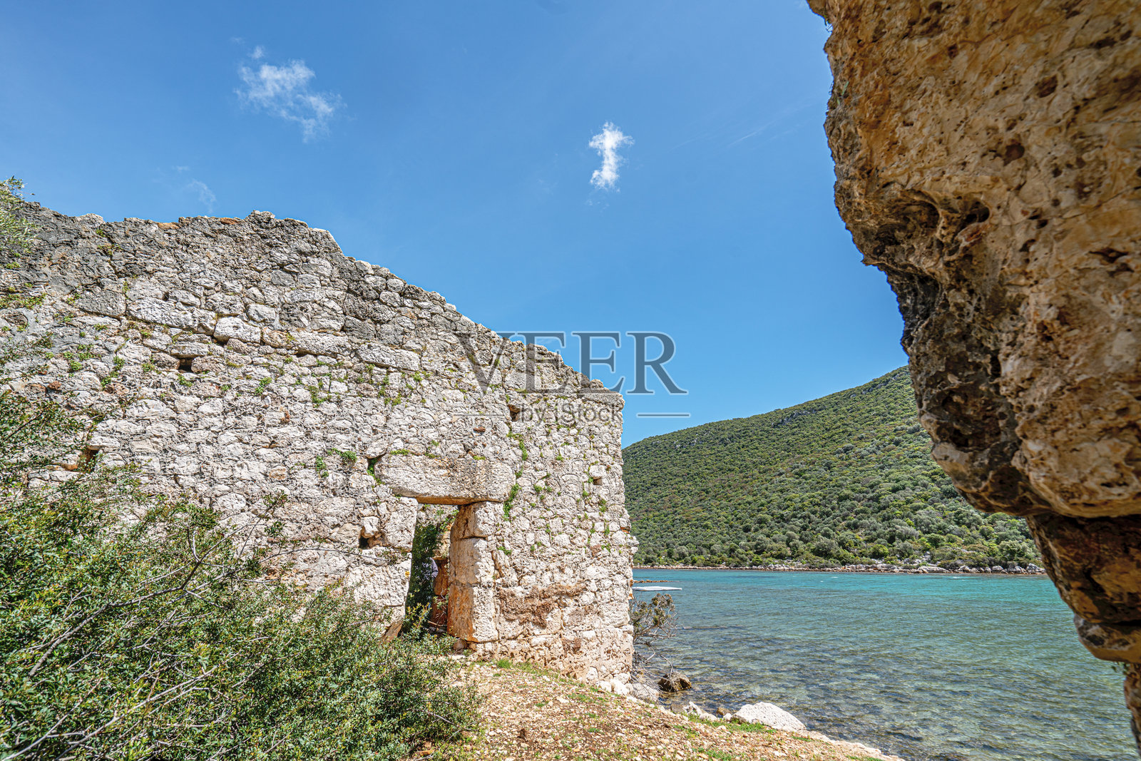 阿佩尔莱(Aperlae)或阿佩尔莱(Aperlai)的风景如画照片摄影图片