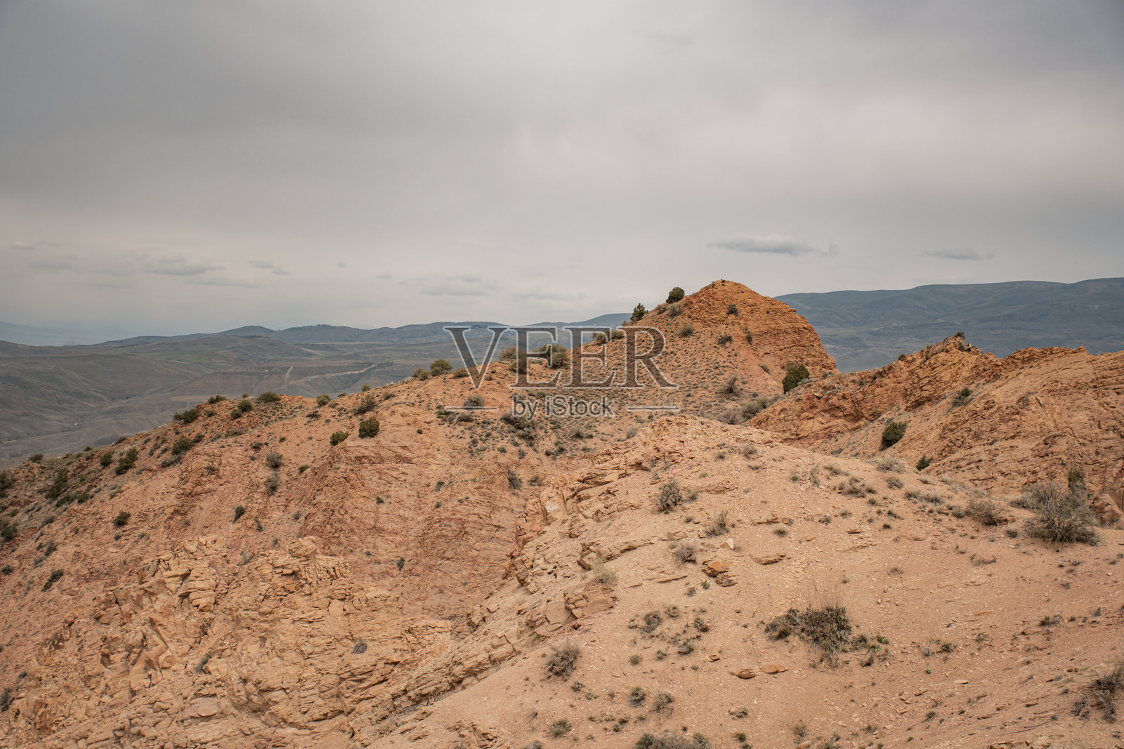 美丽的山中沙漠峡谷照片摄影图片