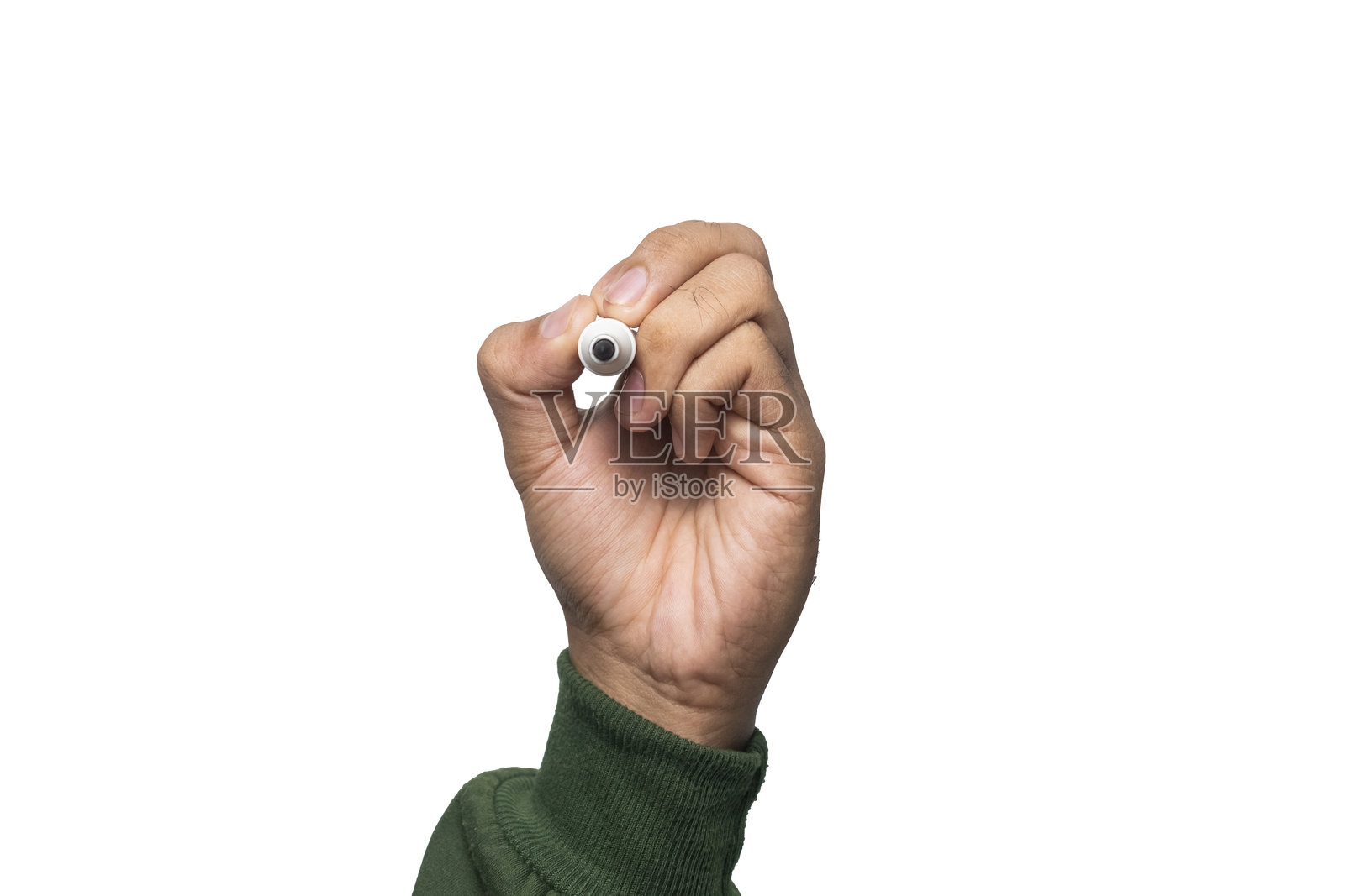 男性手握白板马克笔,背景为白色。照片摄影图片