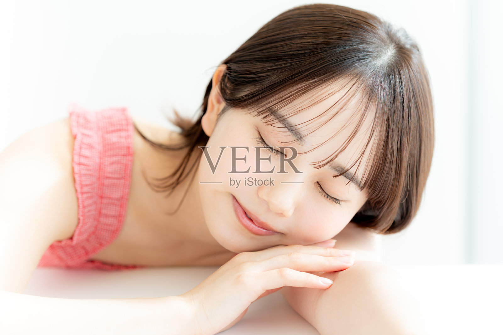 年轻日本女性的美丽形象照片摄影图片