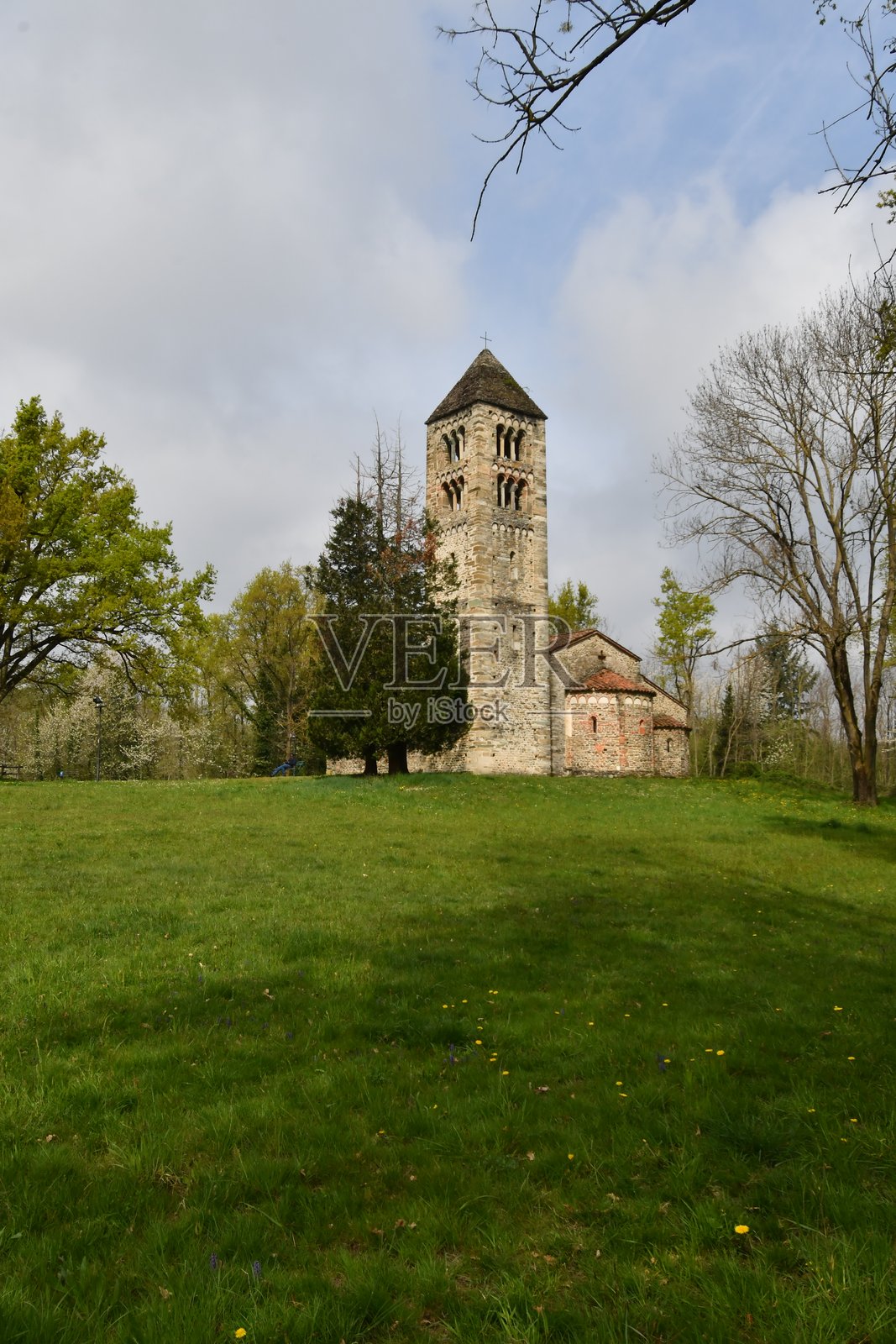 圣塞孔多教堂照片摄影图片