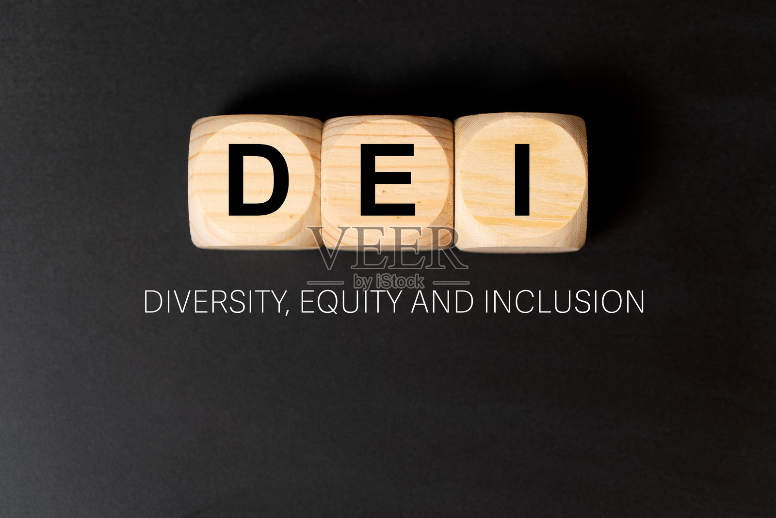 DEI,多样性、公平性和包容性符号。照片摄影图片