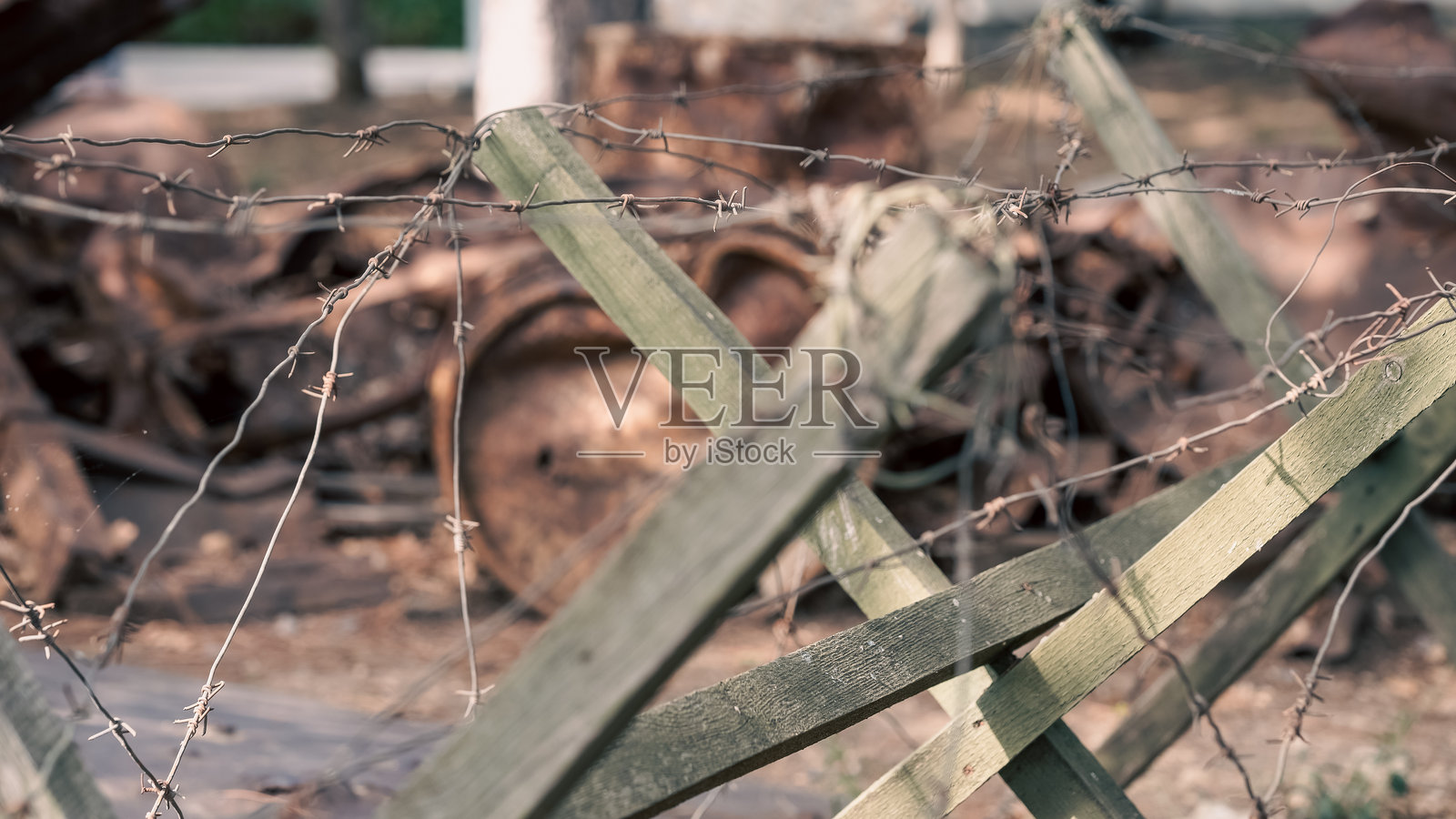 废弃的空壕沟,没有士兵照片摄影图片