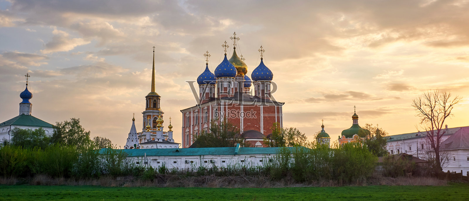 列赞克里姆林宫的全景视图照片摄影图片