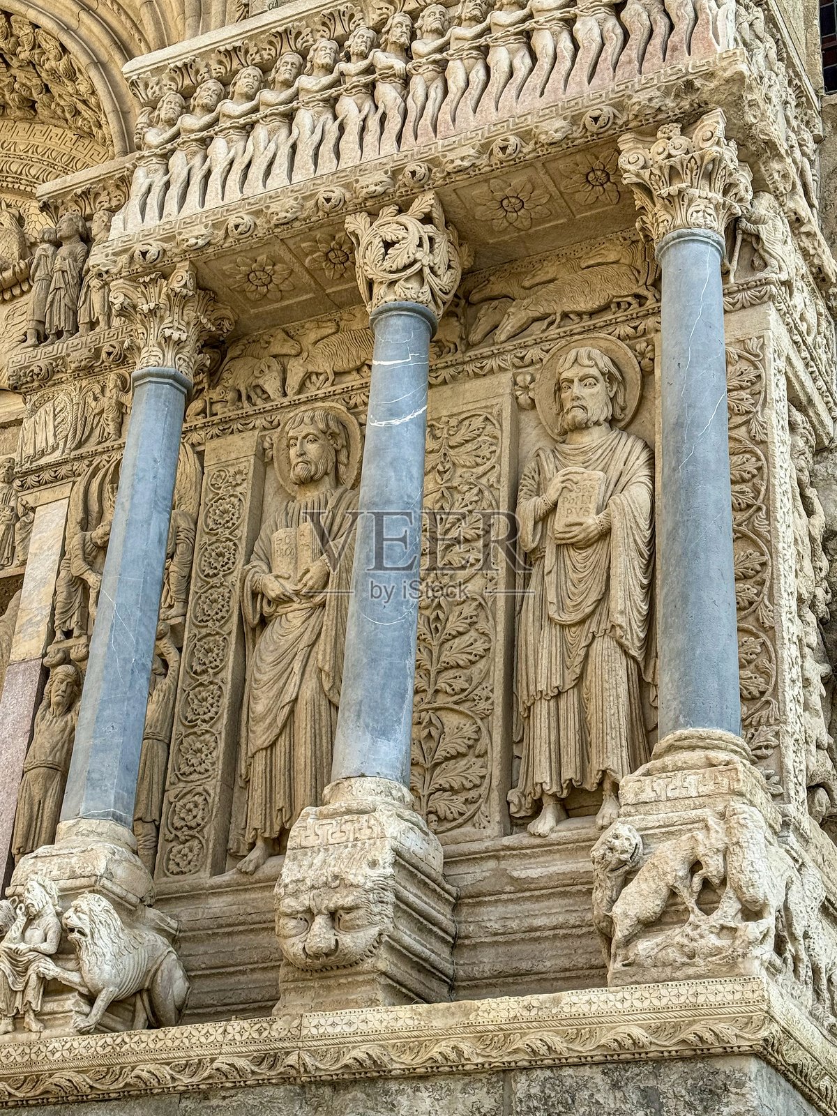 特罗菲姆教堂,前大教堂照片摄影图片