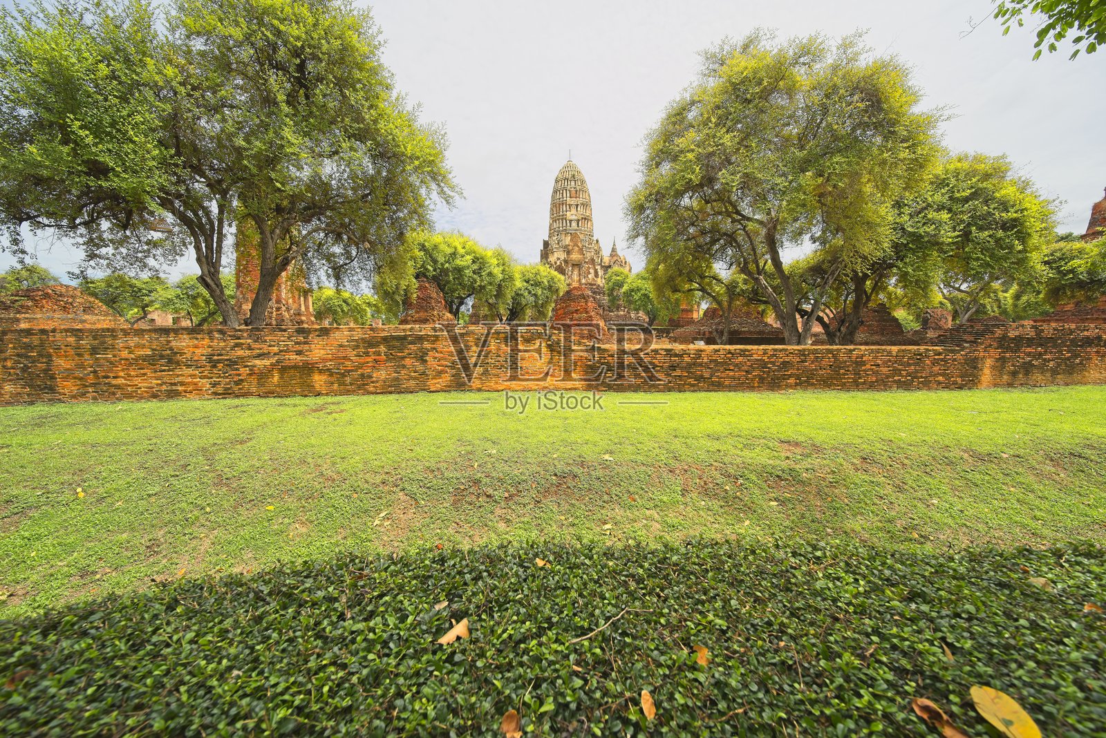 泰国大城府的拉差布拉那寺。照片摄影图片