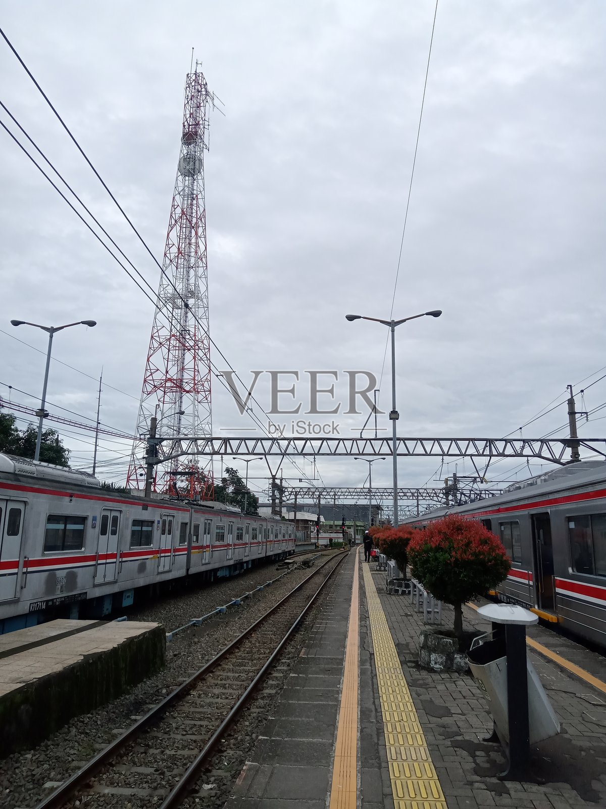 博戈尔市的火车站照片摄影图片