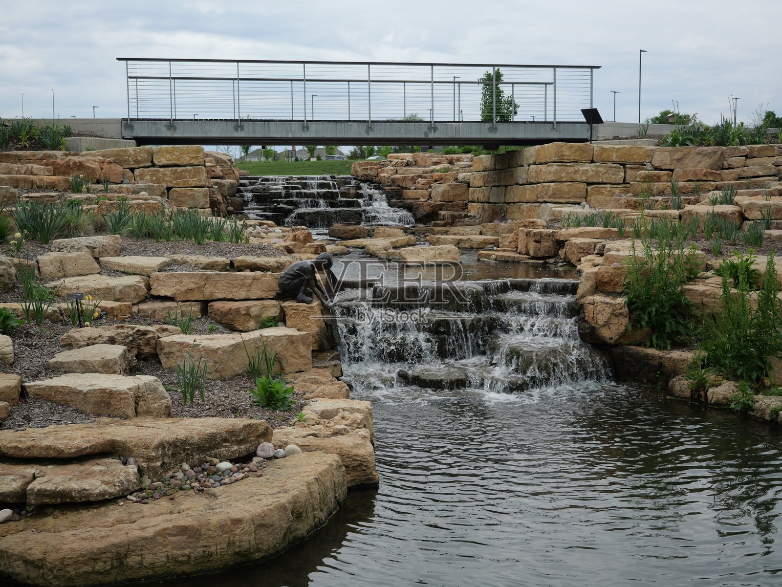 奥弗兰公园植物园的阴云春日照片摄影图片