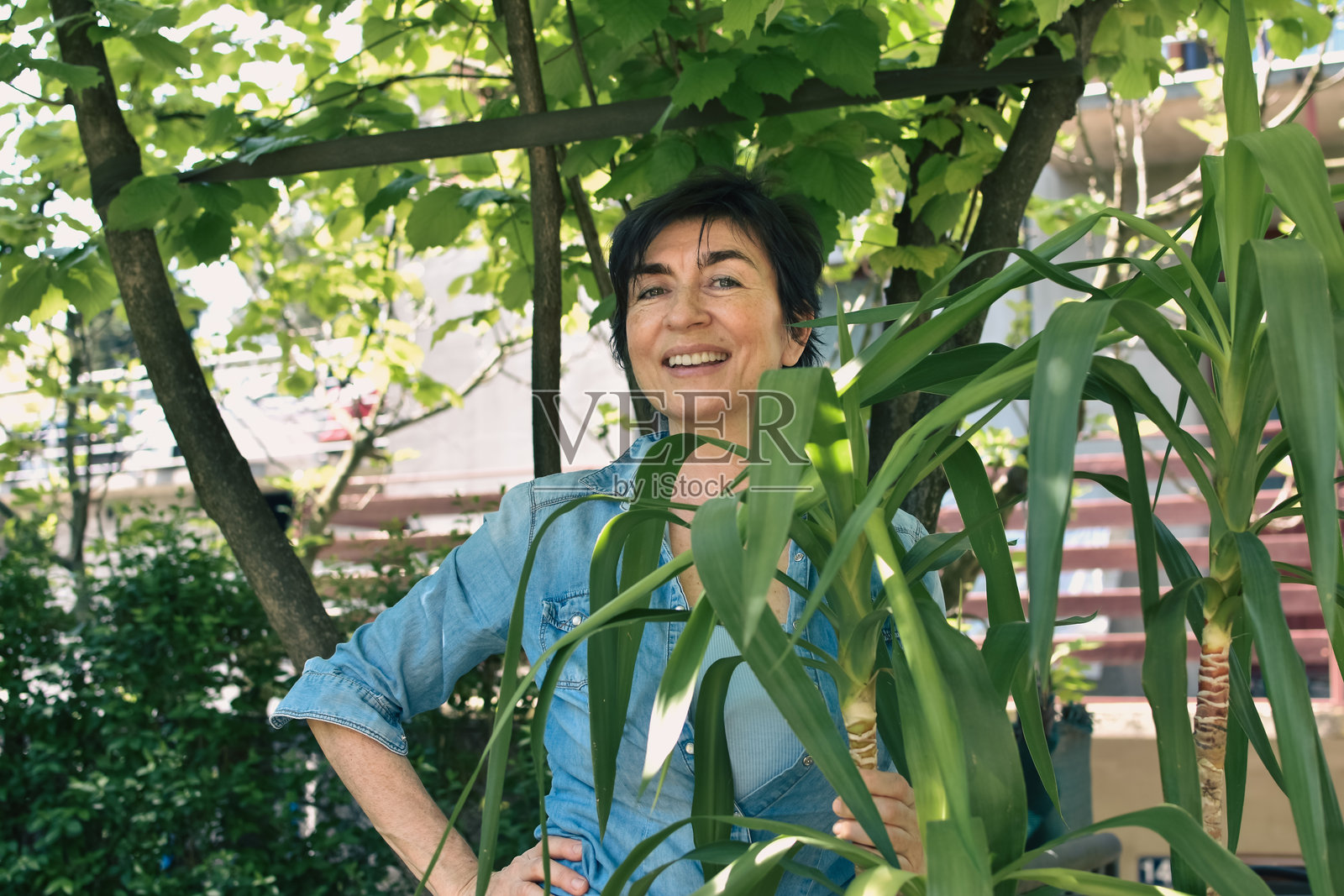 女性肖像照片摄影图片