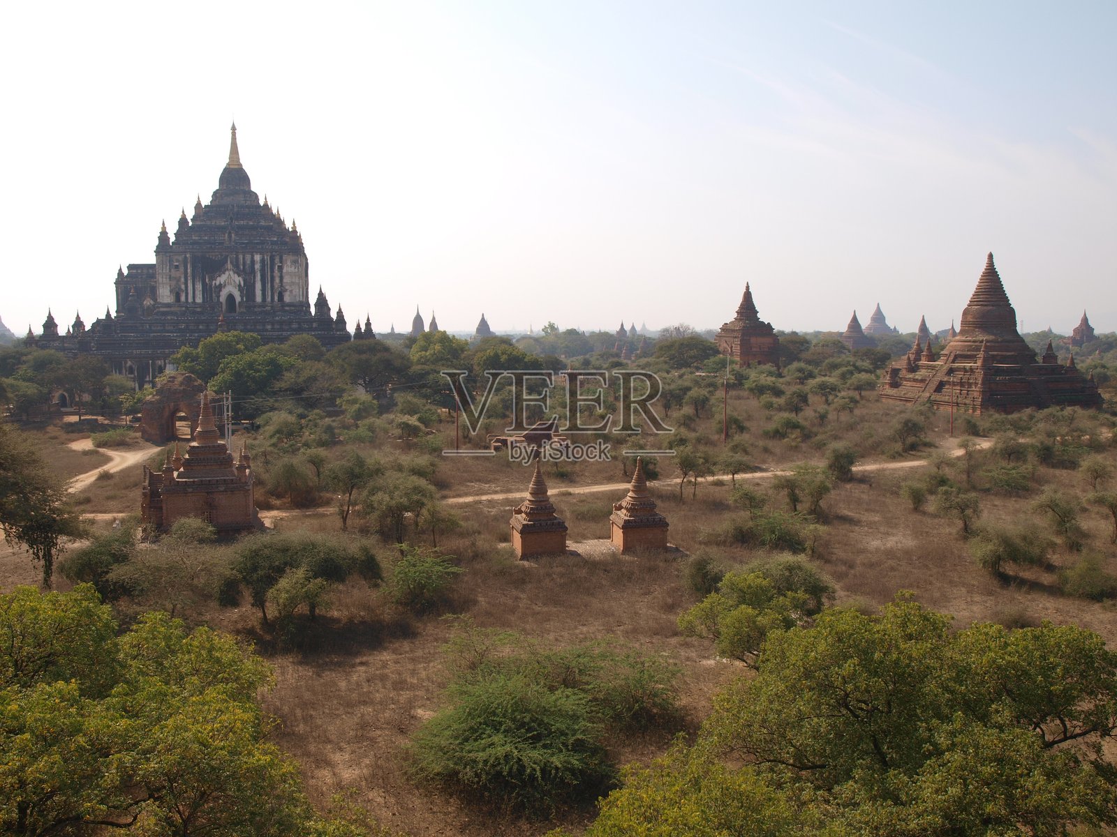 缅甸蒲甘的古老寺庙照片摄影图片
