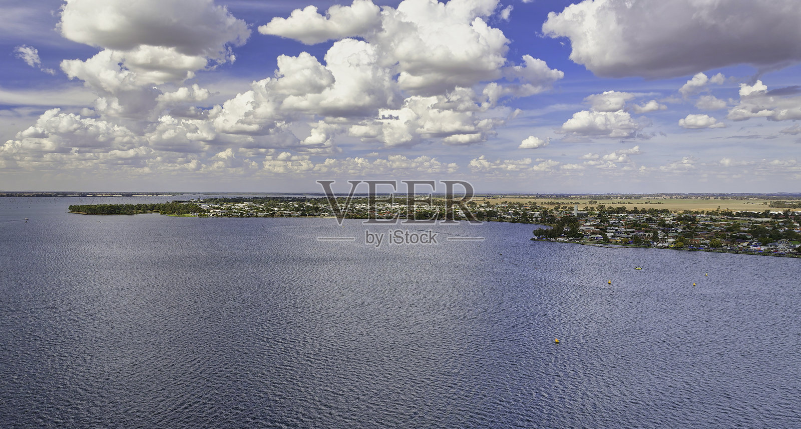 穆尔瓦拉湖在E C 格里菲斯杯比赛周末的鸟瞰图照片摄影图片