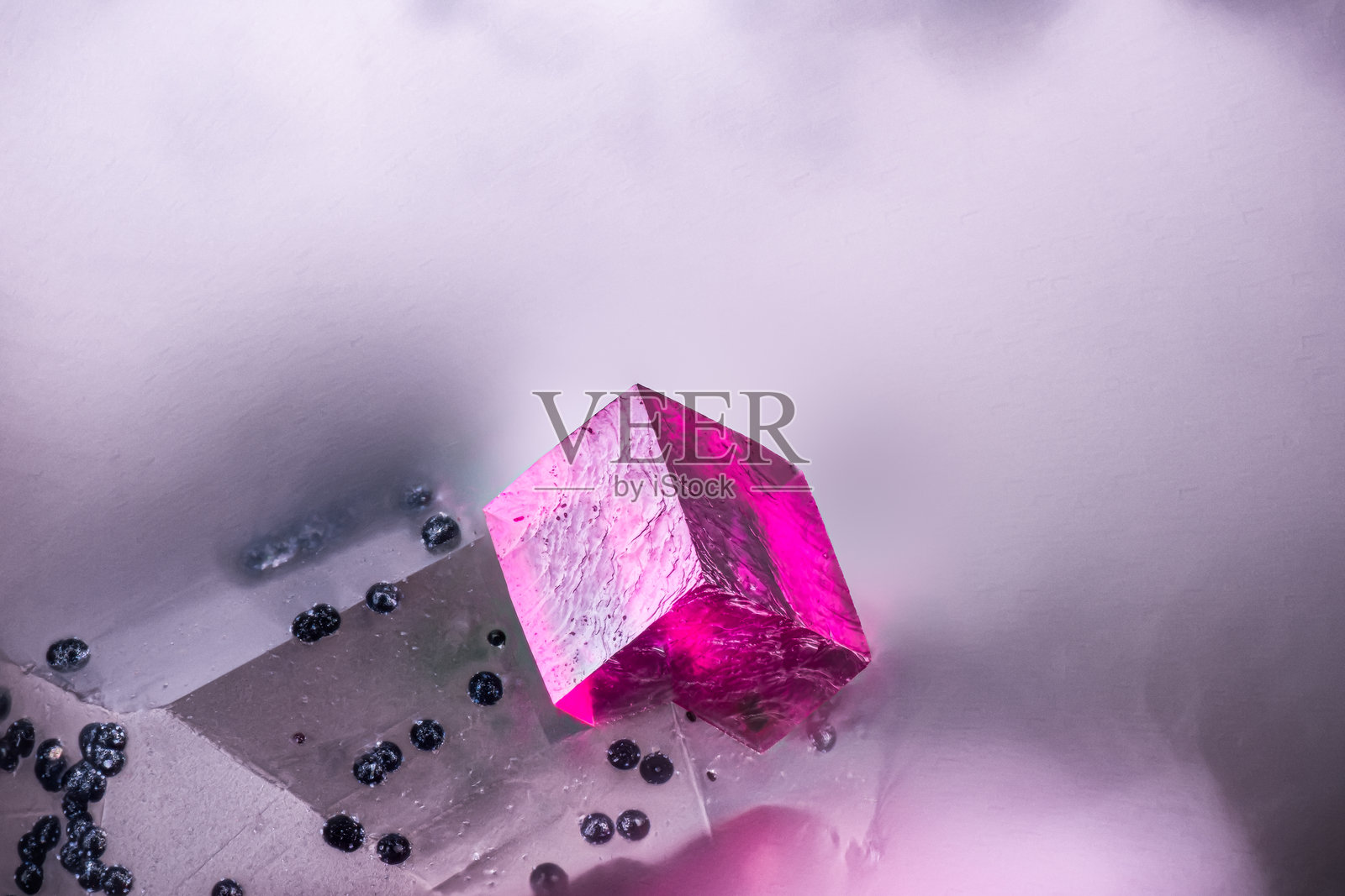 球钴矿。来自摩洛哥瓦扎扎特布阿泽尔的标本照片摄影图片