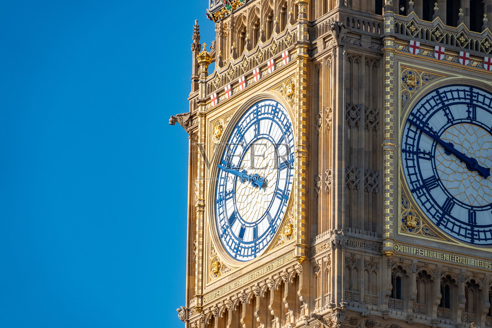 伦敦威斯敏斯特的大本钟钟面照片摄影图片