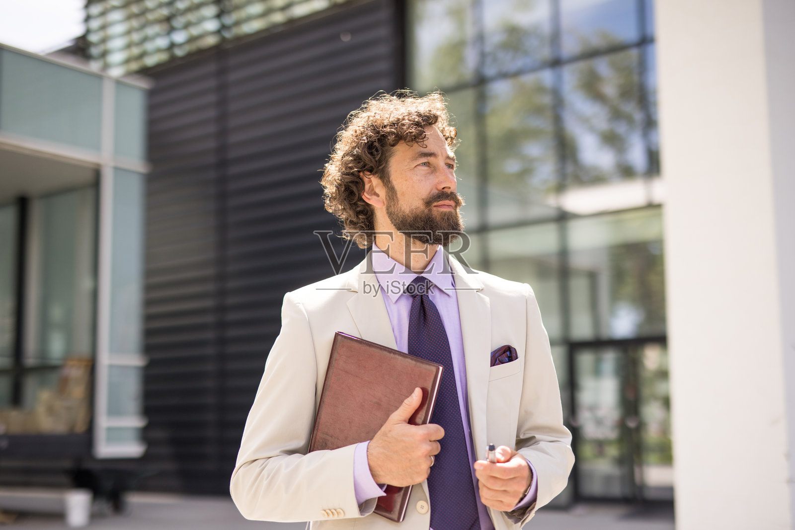 自信的商人照片摄影图片