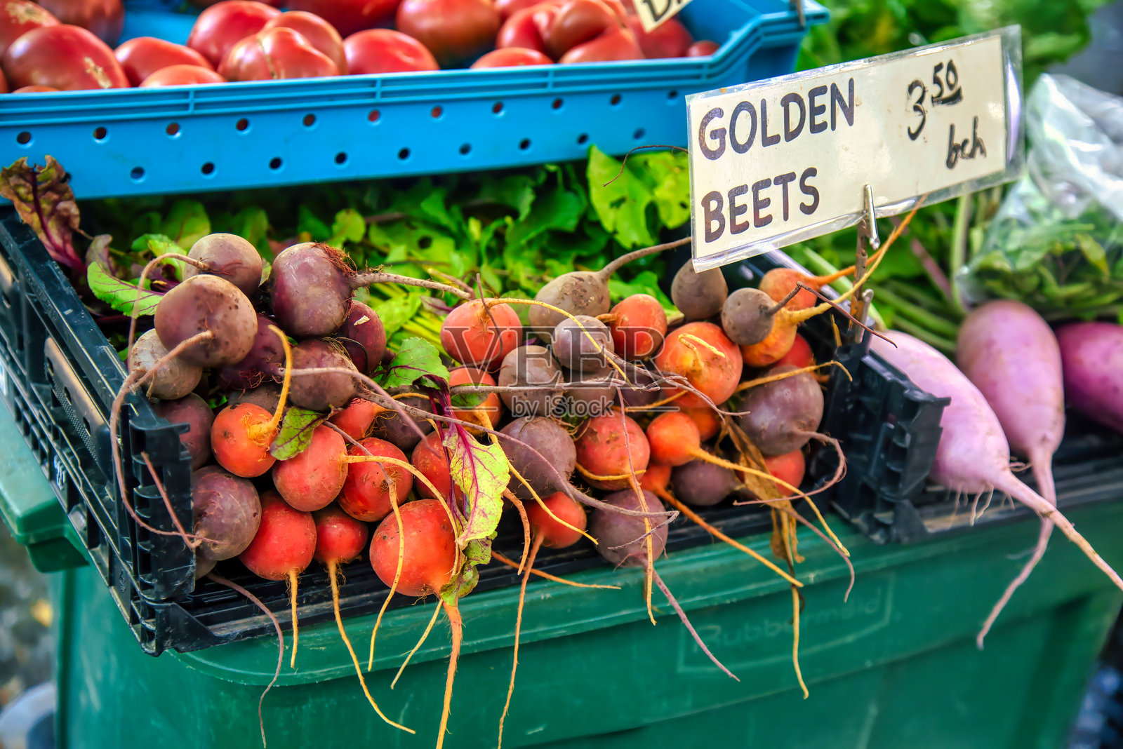 农贸市场上的金甜菜照片摄影图片