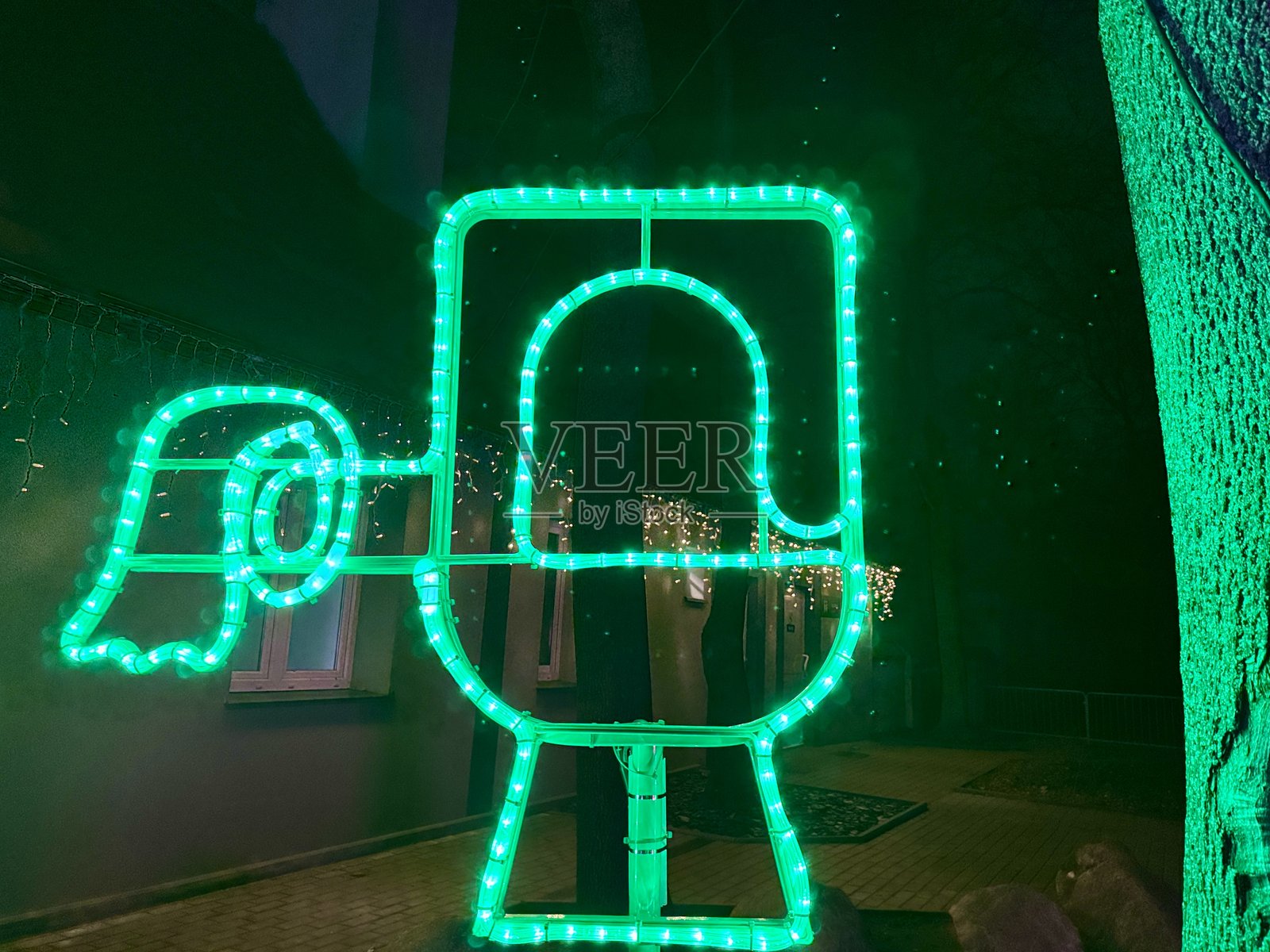 霓虹厕所照片摄影图片